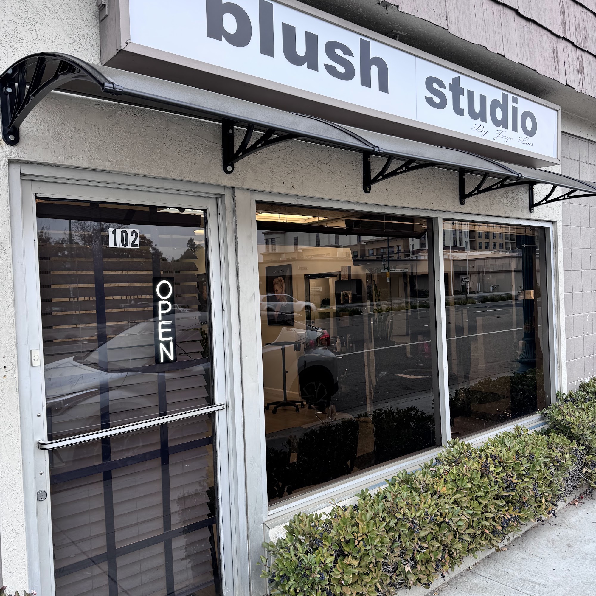 Styled by Lili & Barbershop 21988 Foothill Blvd, Hayward California 94541