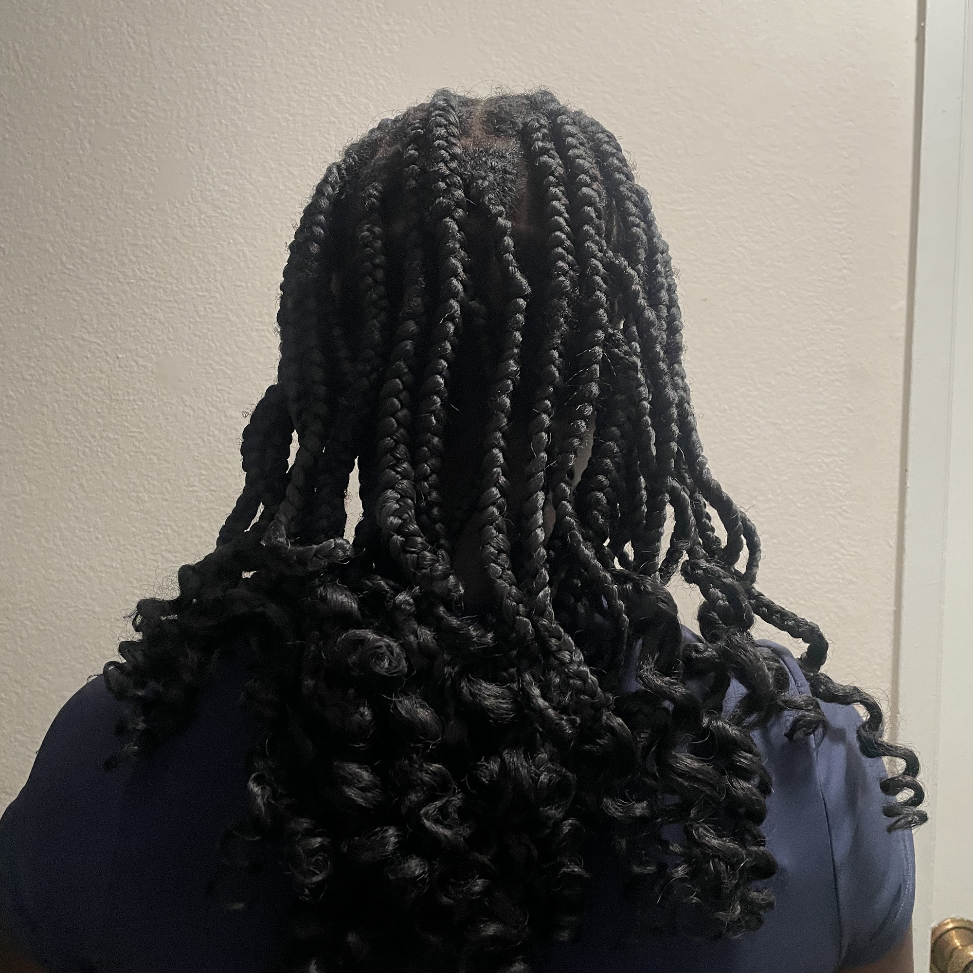 Jeuny braiding hair salon 1356 Provence Ct, Hemet California 92543