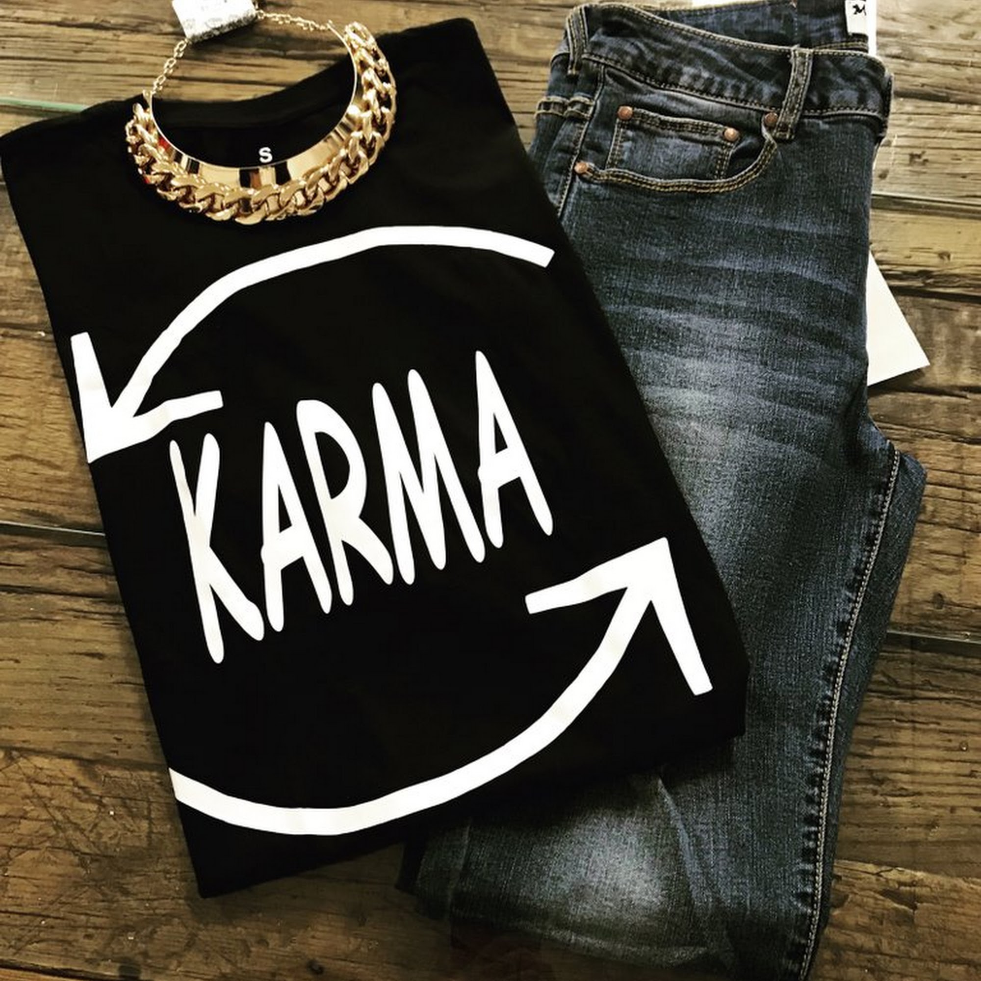 REVOLUTION BOUTIQUE AND MORE Hemet