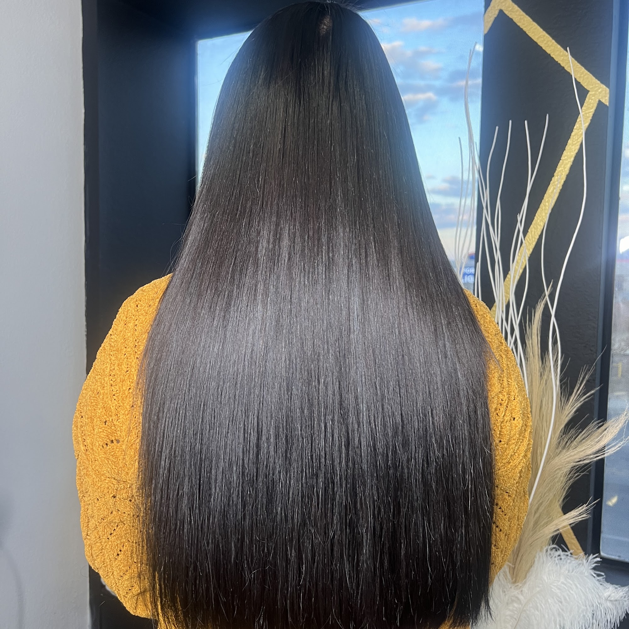 Misis Boss Hair Extensions 10232 I Ave, Hesperia California 92345