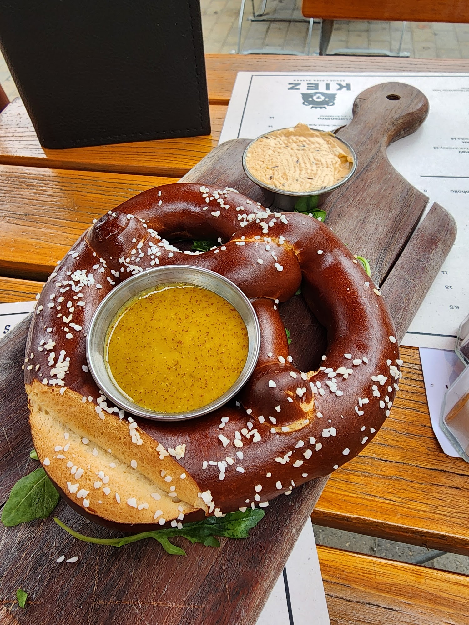 Kiez Küche & Beer Garden Highland Park