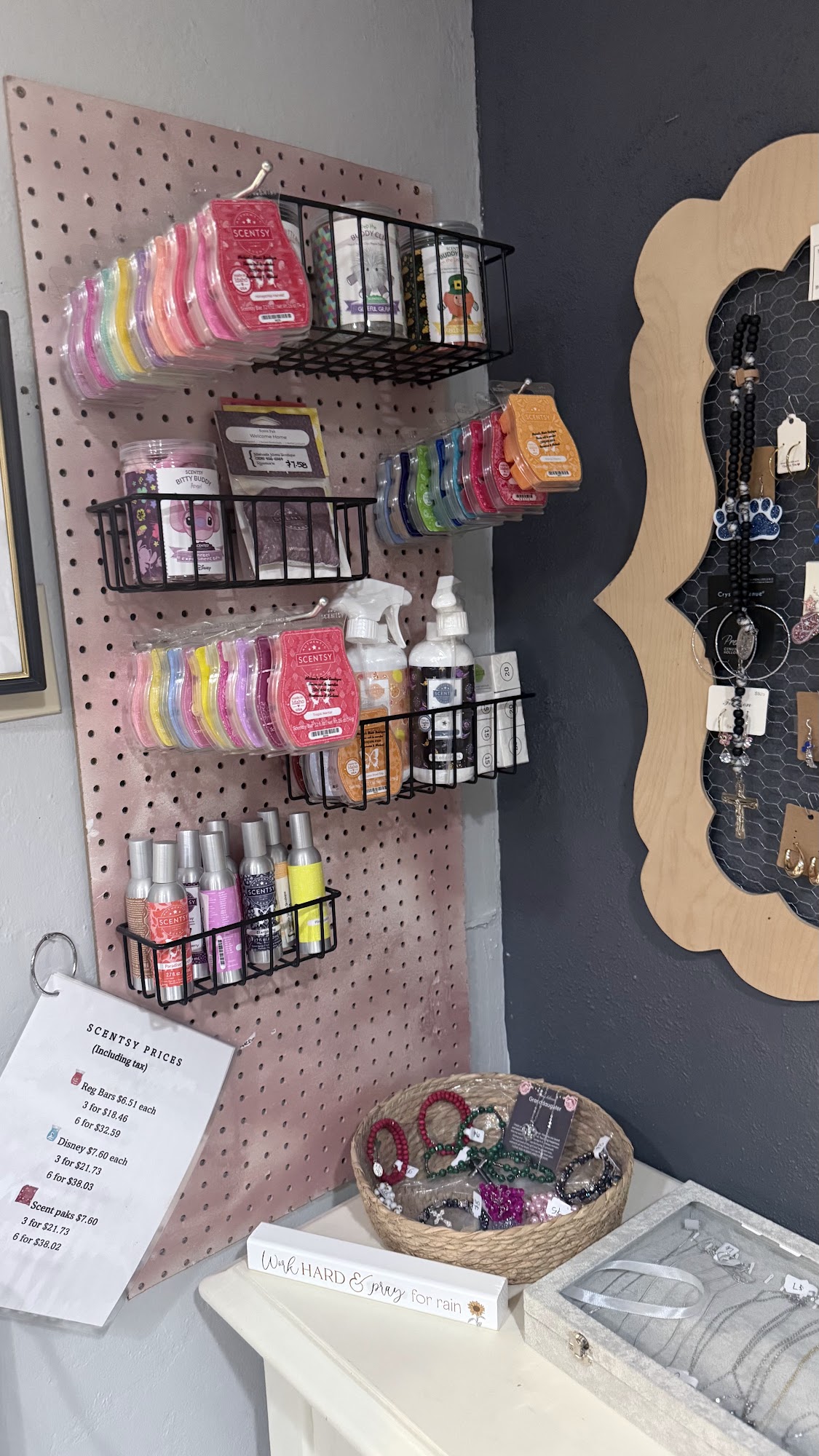 Noelia & Cathy's Hair Salon