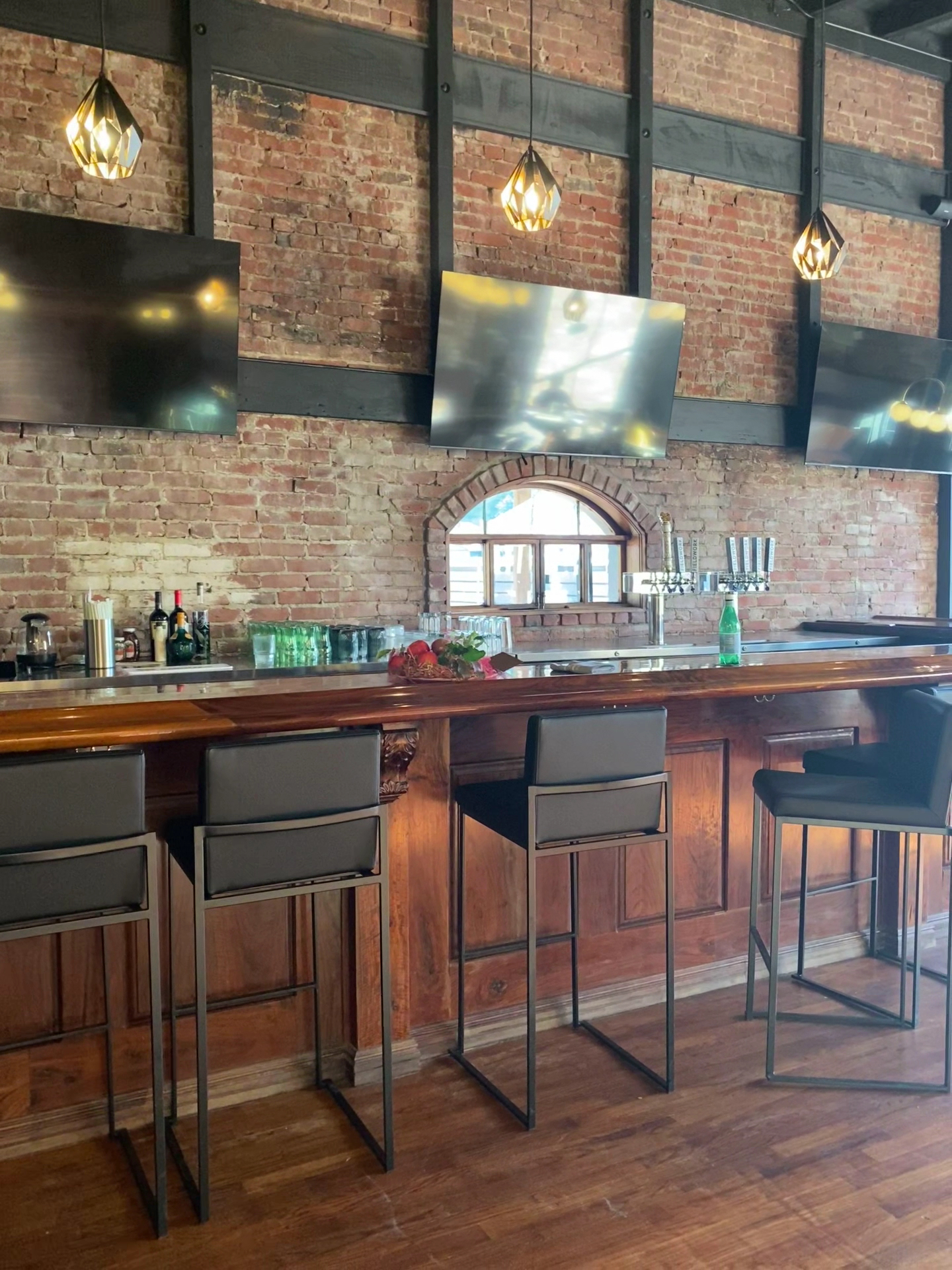 Osha Thai Hopland Hopland