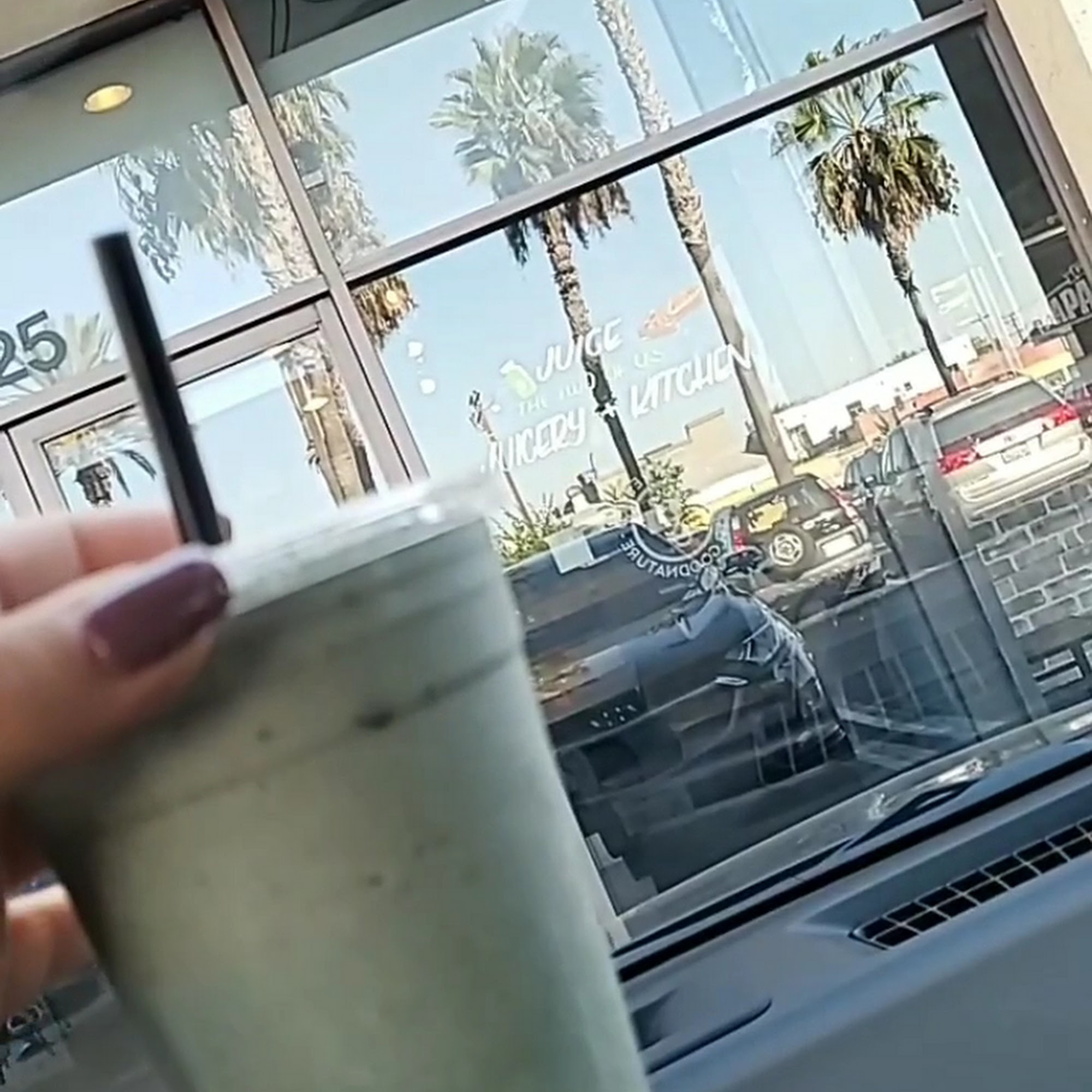 Root of Life Juicery Huntington Park