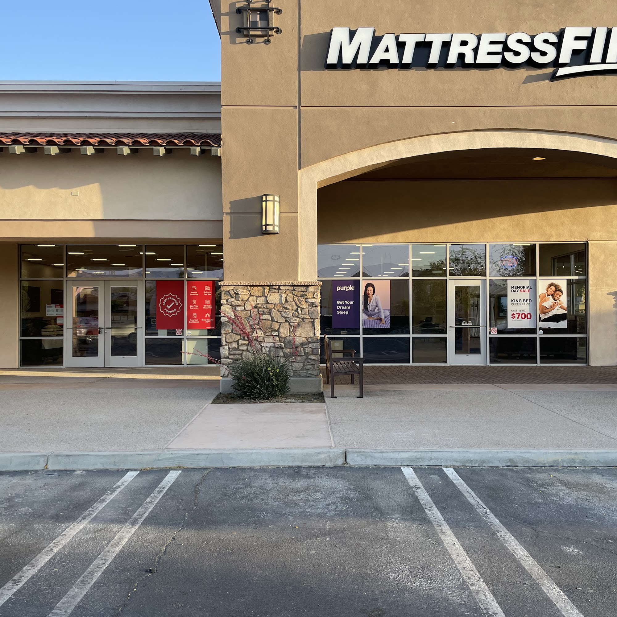 Mattress Firm Outlet - Indio Indio