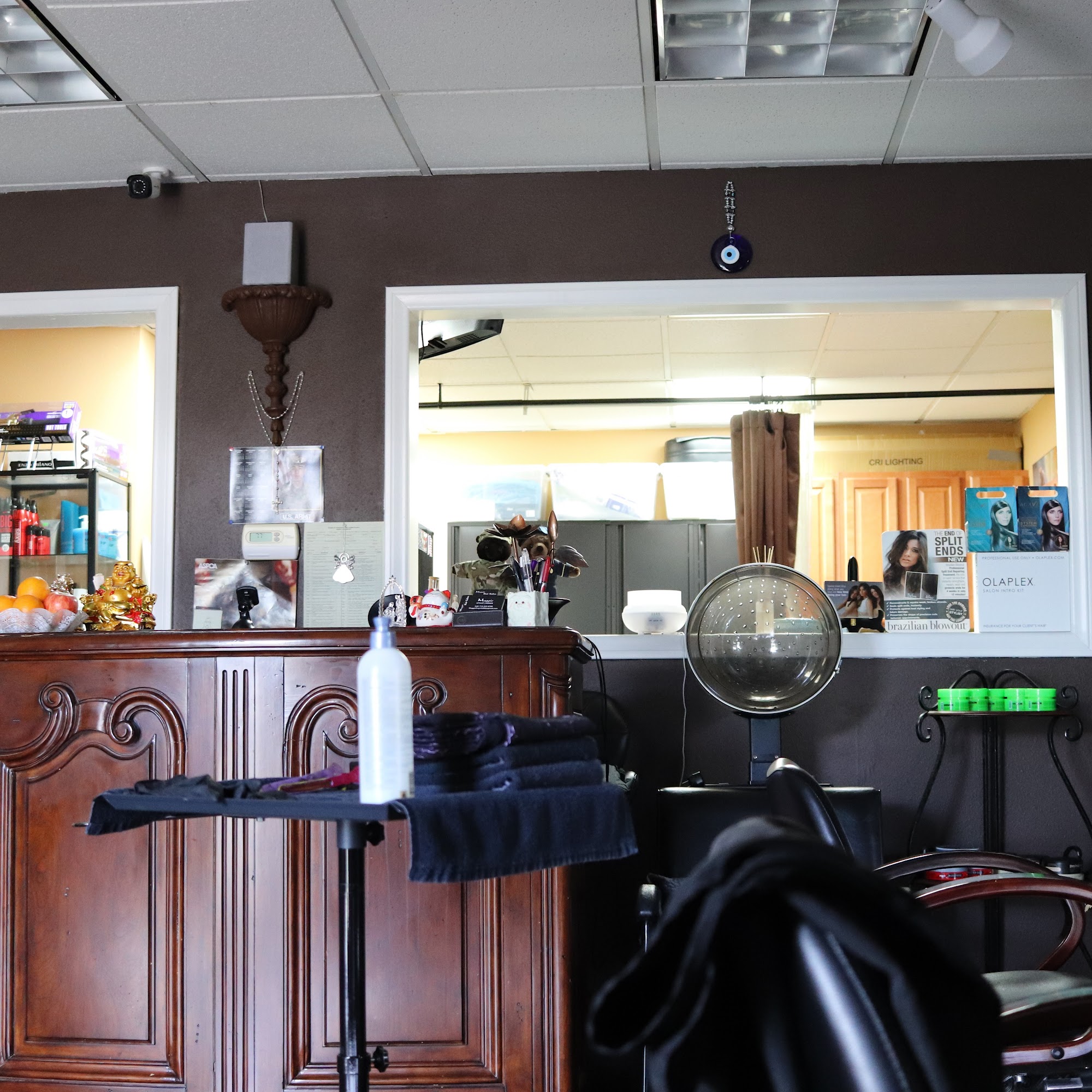 Maggie's Hair Salon 17775 Main St ste k, Irvine California 92614