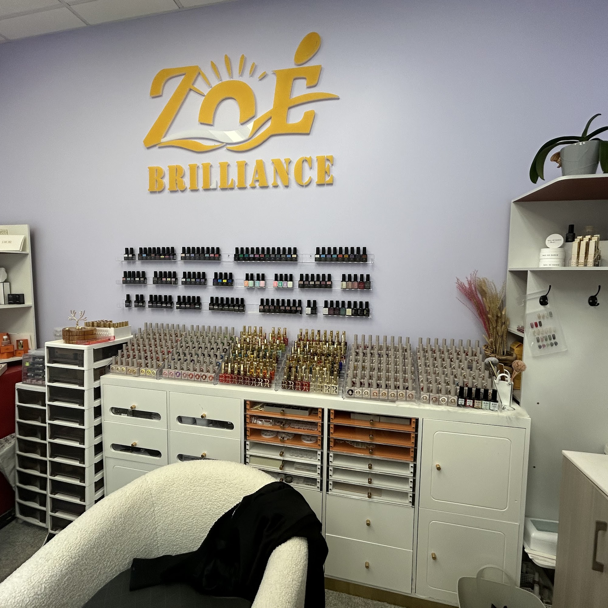 Zoe Brilliance Beauty