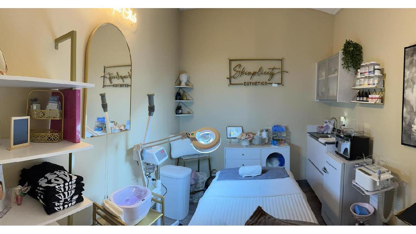 Skinplicity Esthetics Facial Spa 6361 Pats Ranch Rd #26, Jurupa Valley California 91752