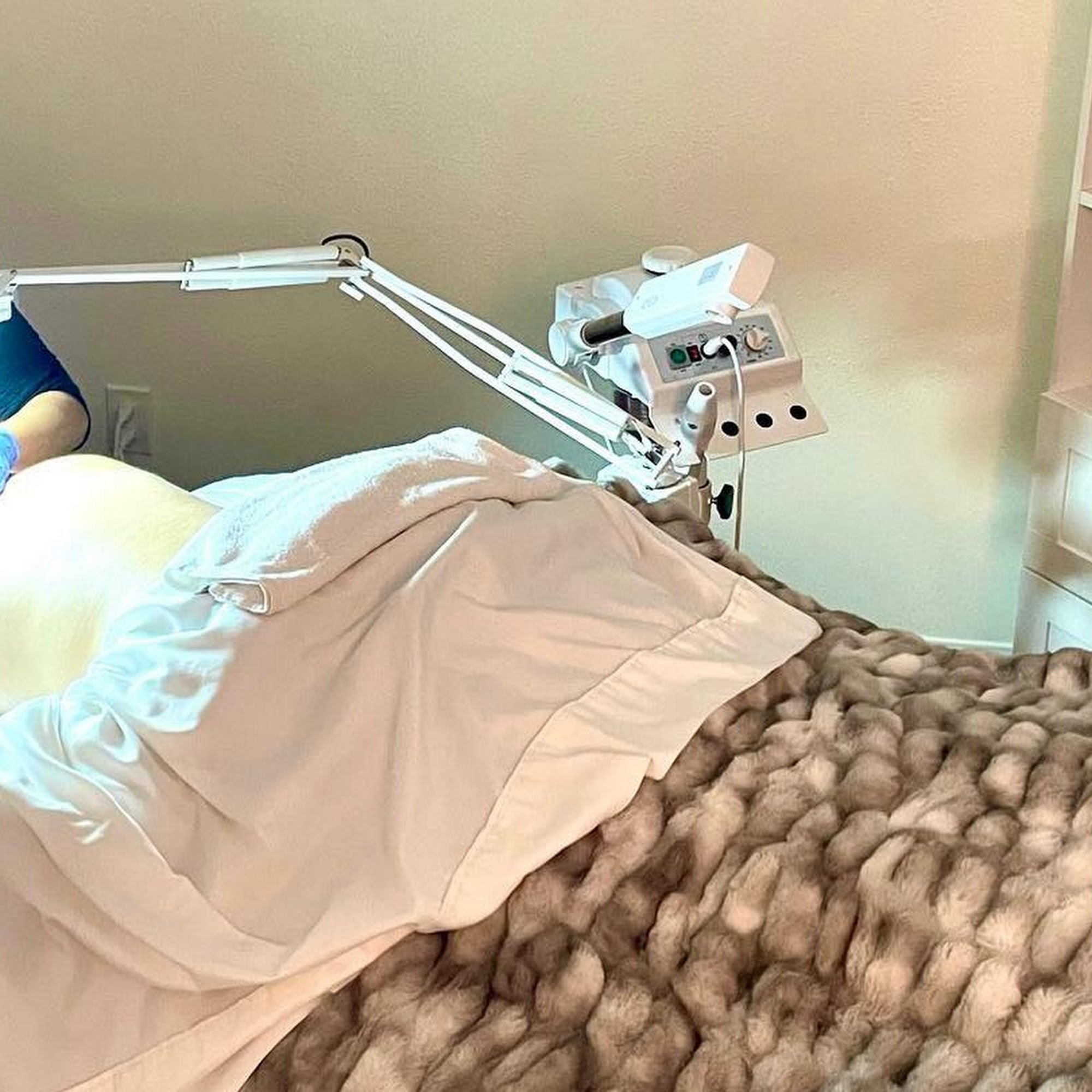 Faces N' Soul 7301 Girard Ave P1, La Jolla California 92037