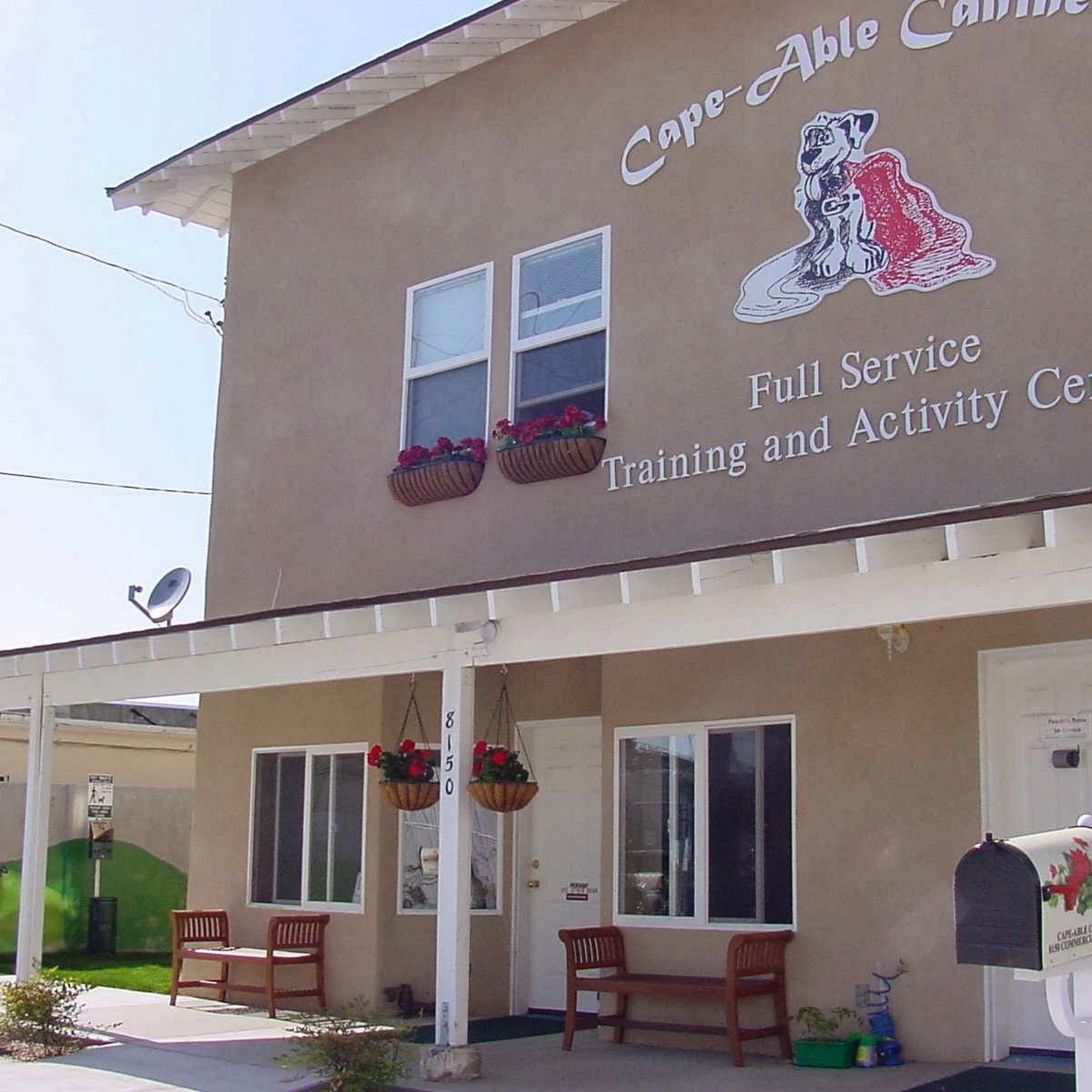 Cape-Able Canines La Mesa