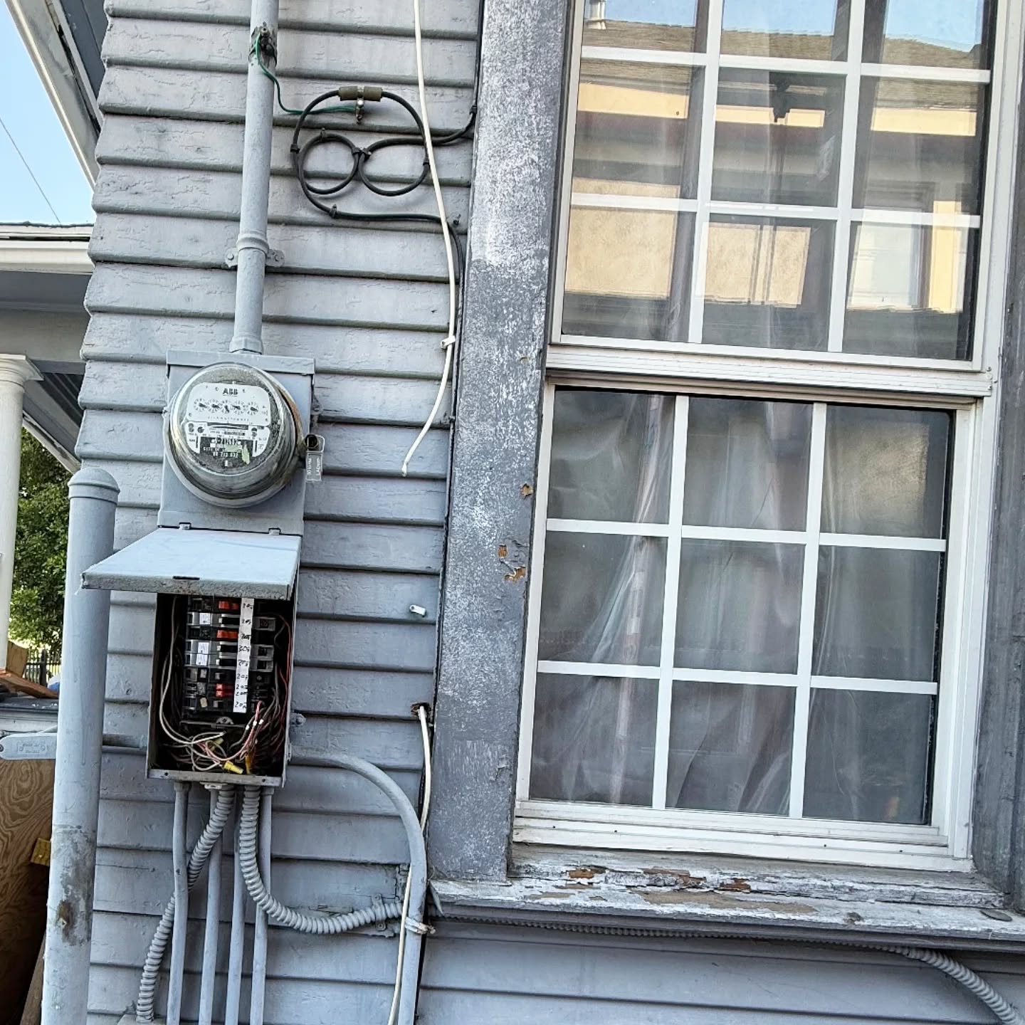 Cruz Electric 14940 Beckner St, La Puente, CA 91744