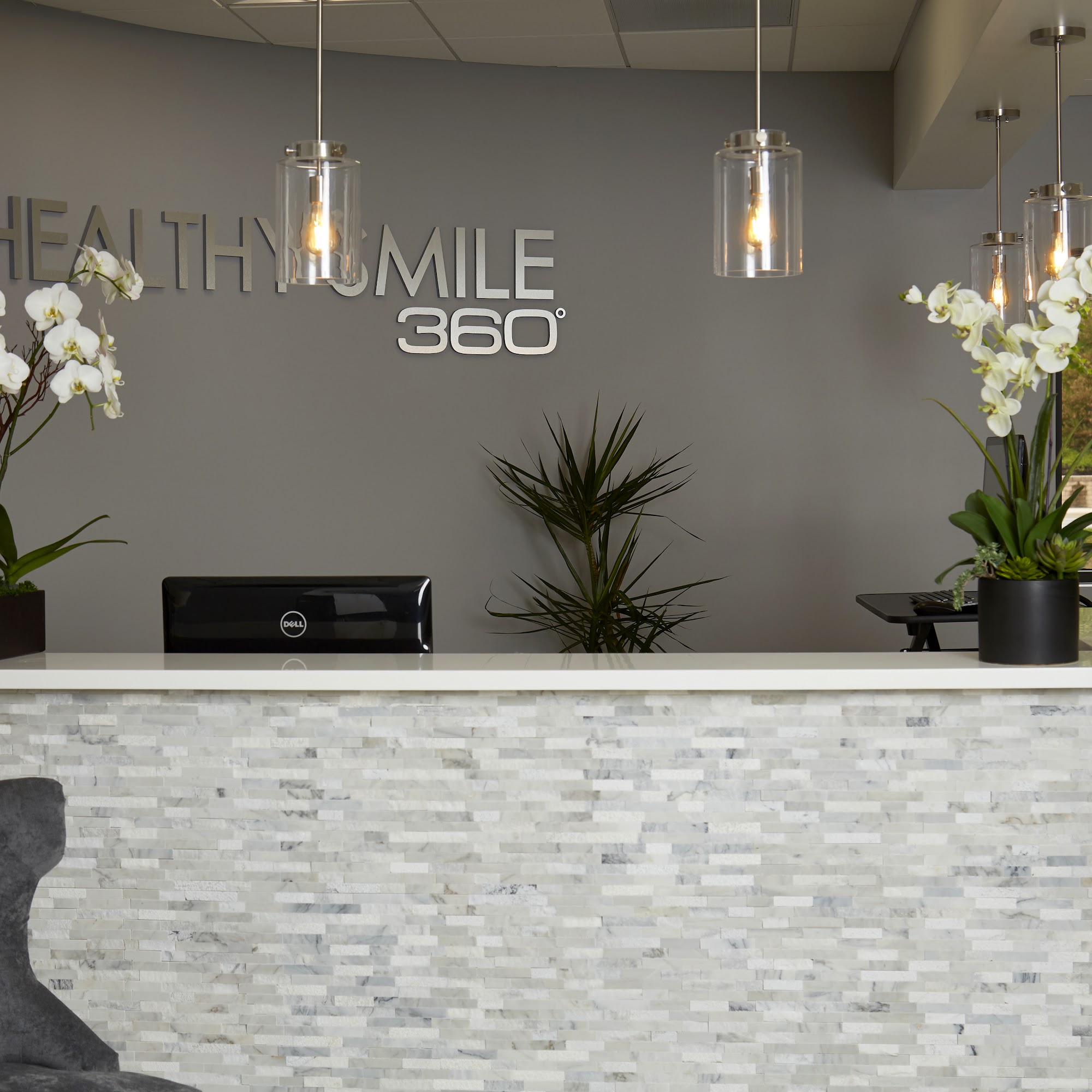 HealthySmile360, Dr. Michael Mostofi