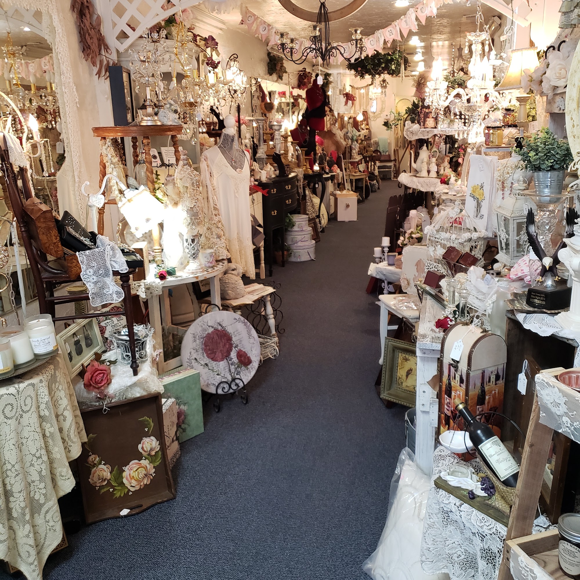 Cottage Chic Designs Lake Elsinore