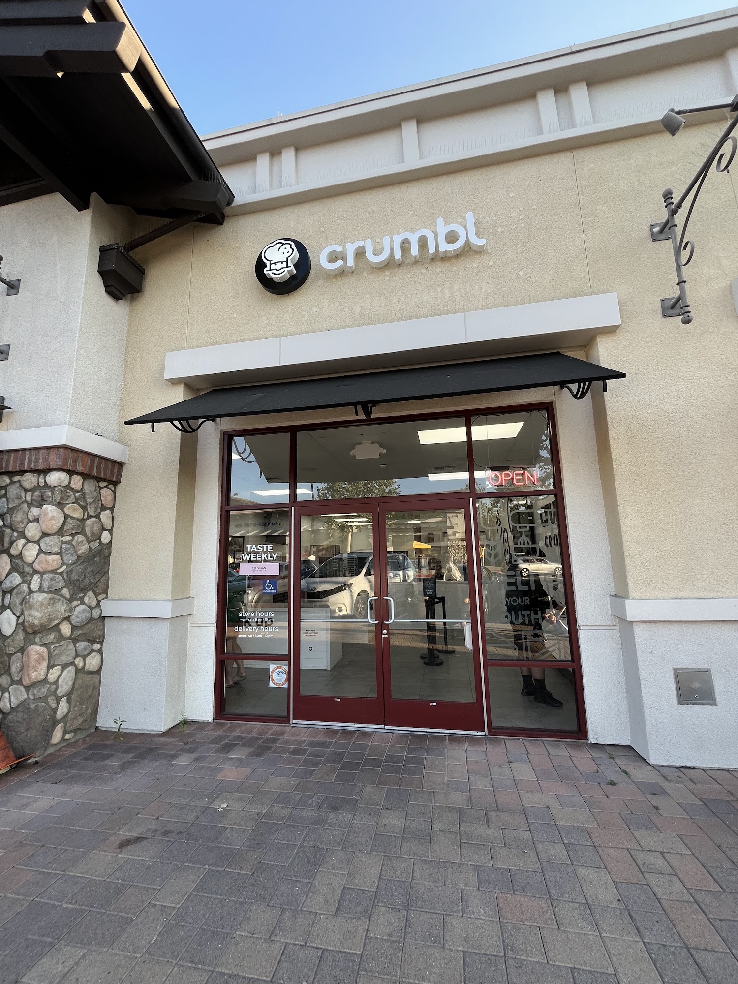 Crumbl - Lake Forest Lake Forest