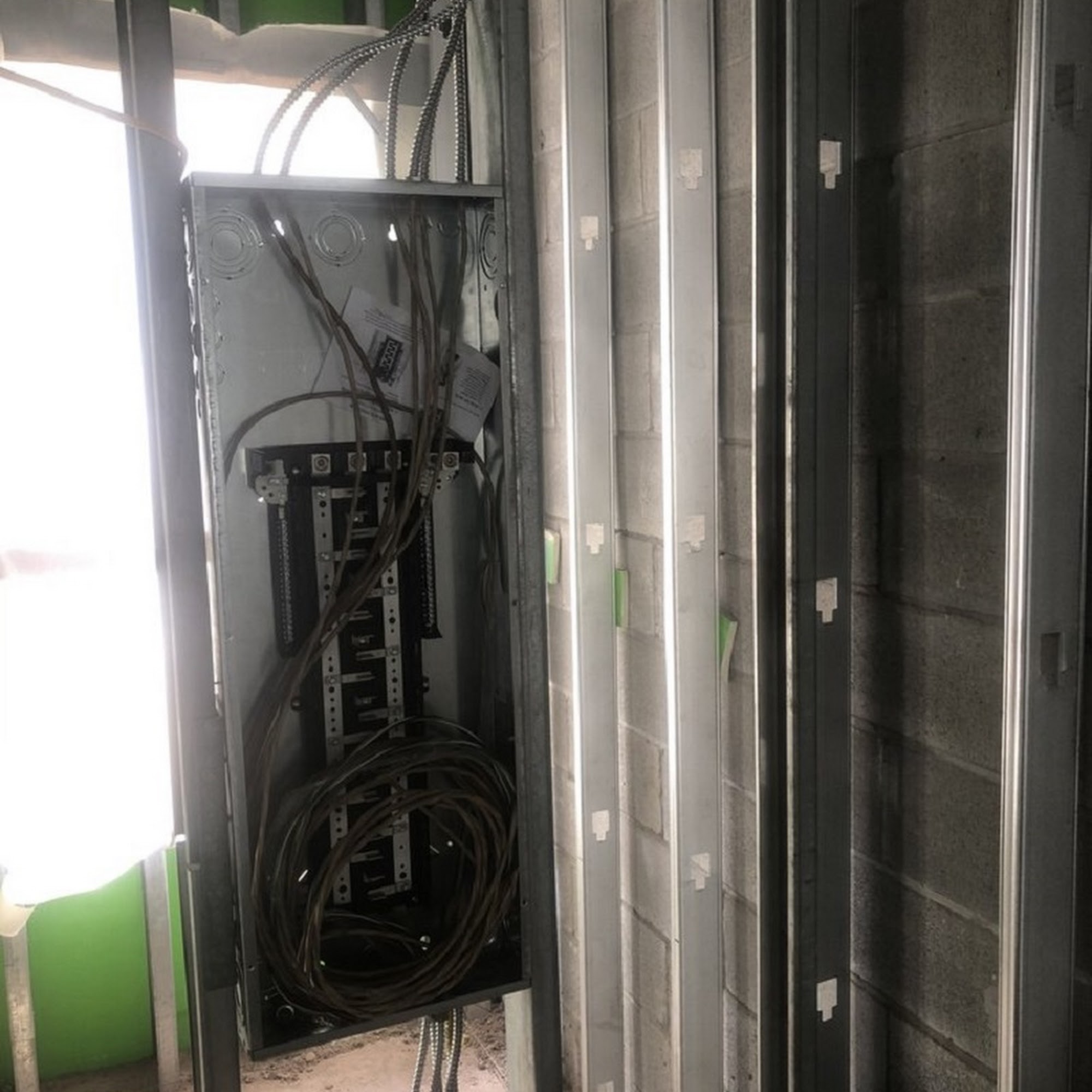 Electricians Service Team