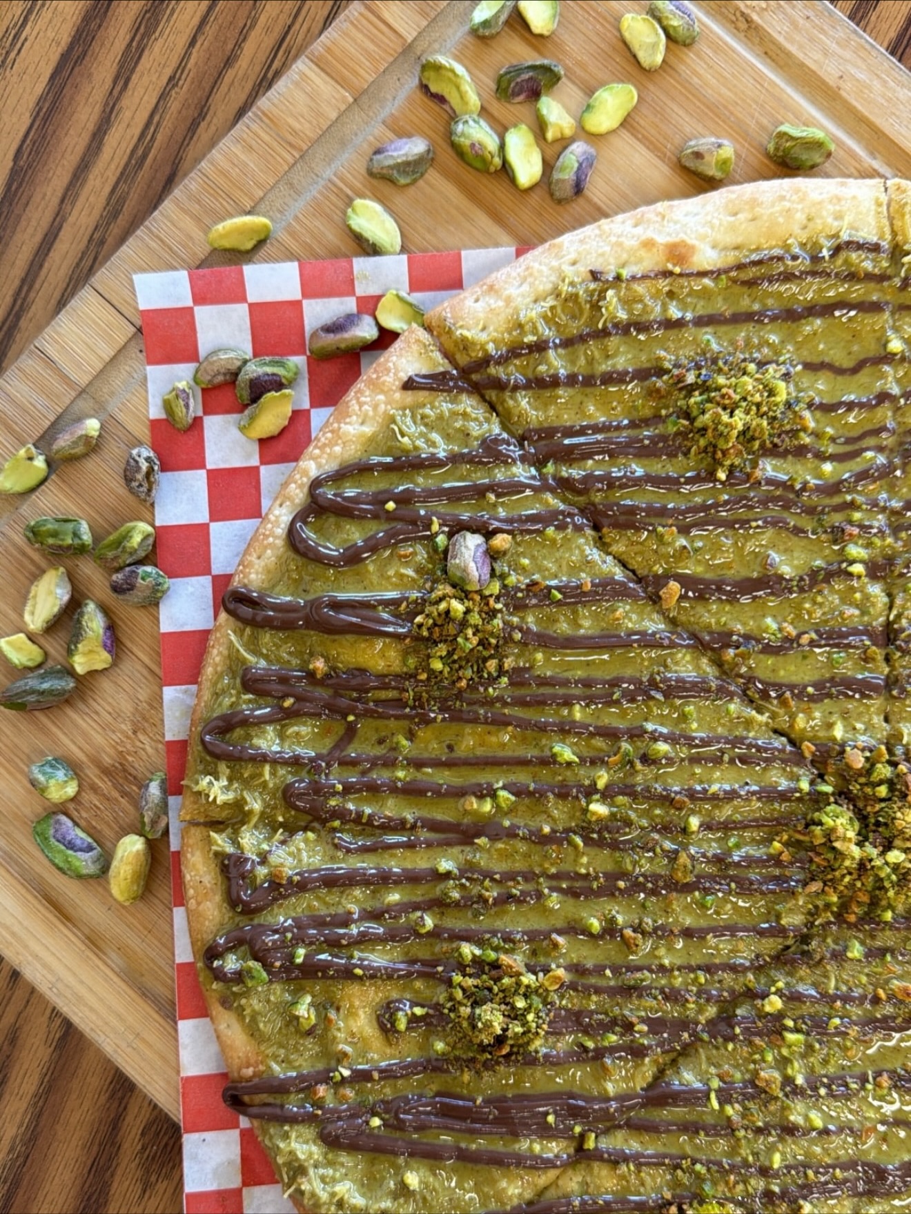 Giant Bambino's Pizza Lakeside