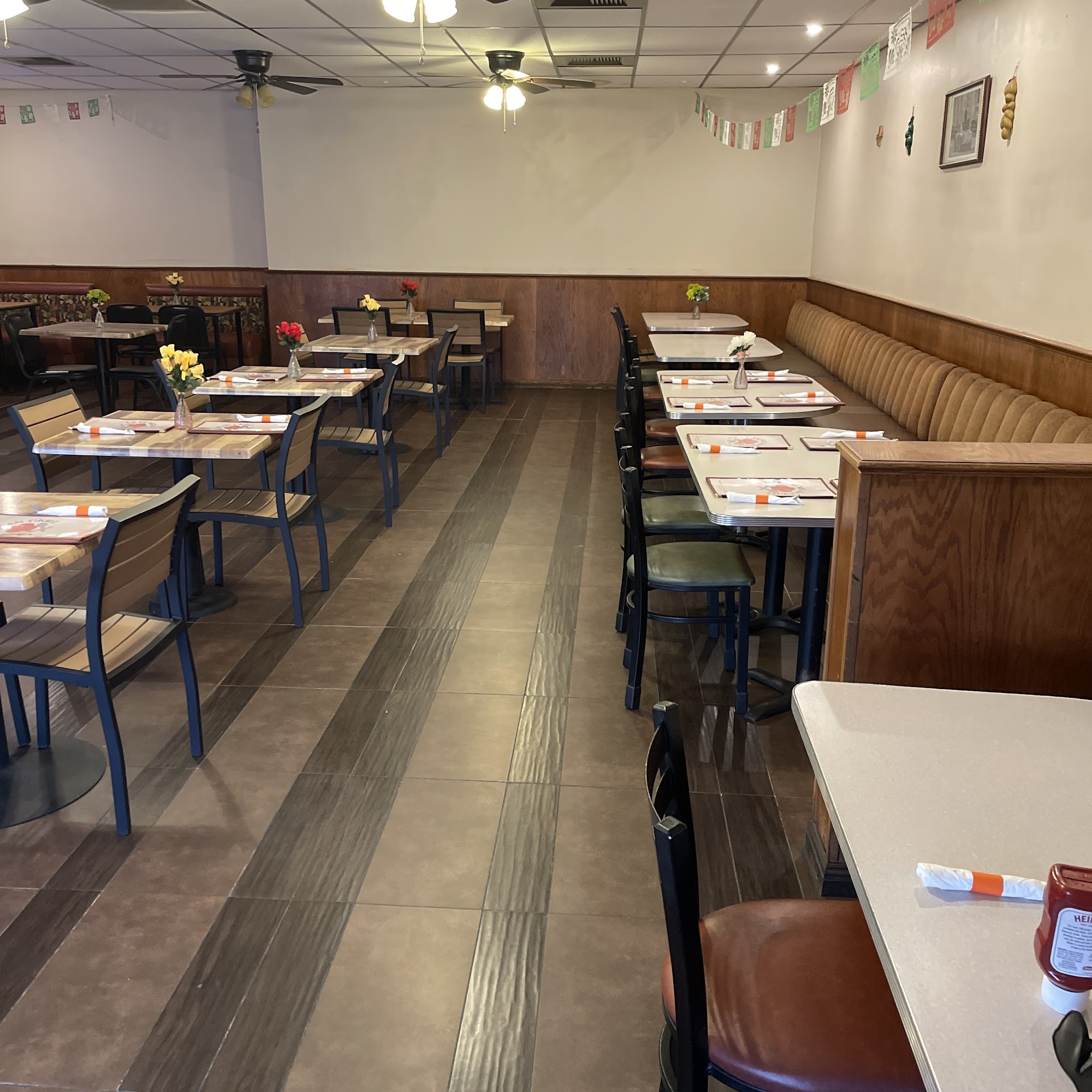 La Fe Mexican Grill 44343 Challenger Way, Lancaster