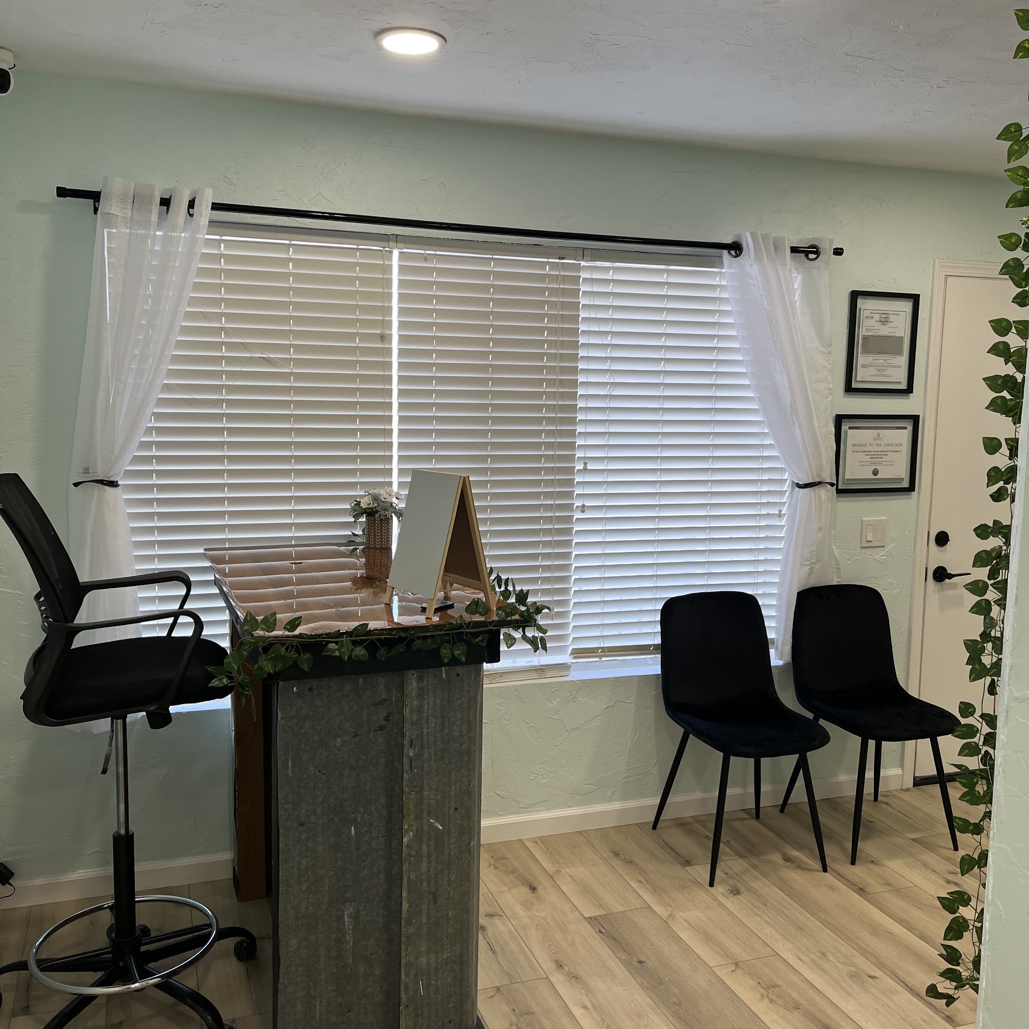 Mission Nails Salon & Spa 4531 W Ave L, Lancaster California 93536