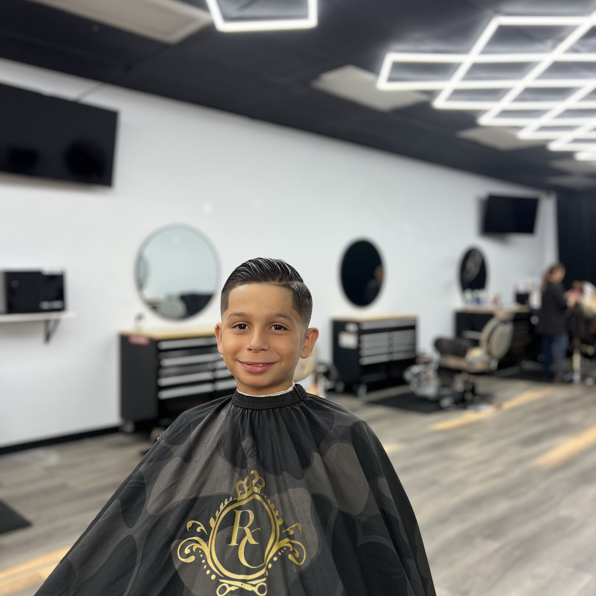 The Royal Cut Barbershop 15224 Hawthorne Blvd, Lawndale California 90260