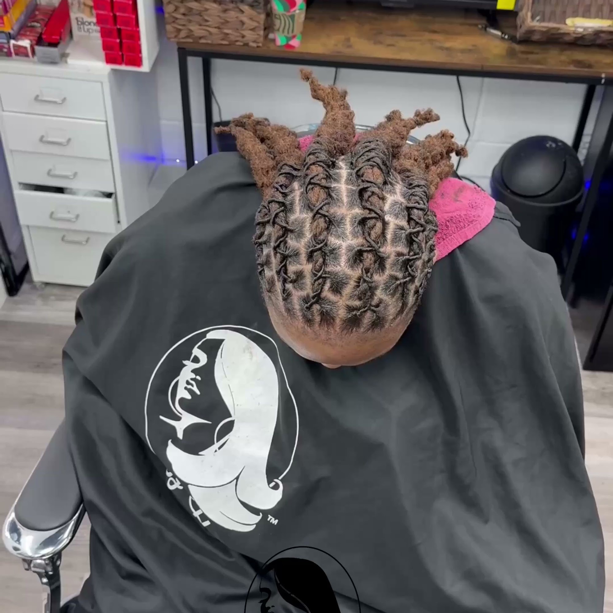 EfizyHair 15725 Hawthorne Blvd, Lawndale California 90260