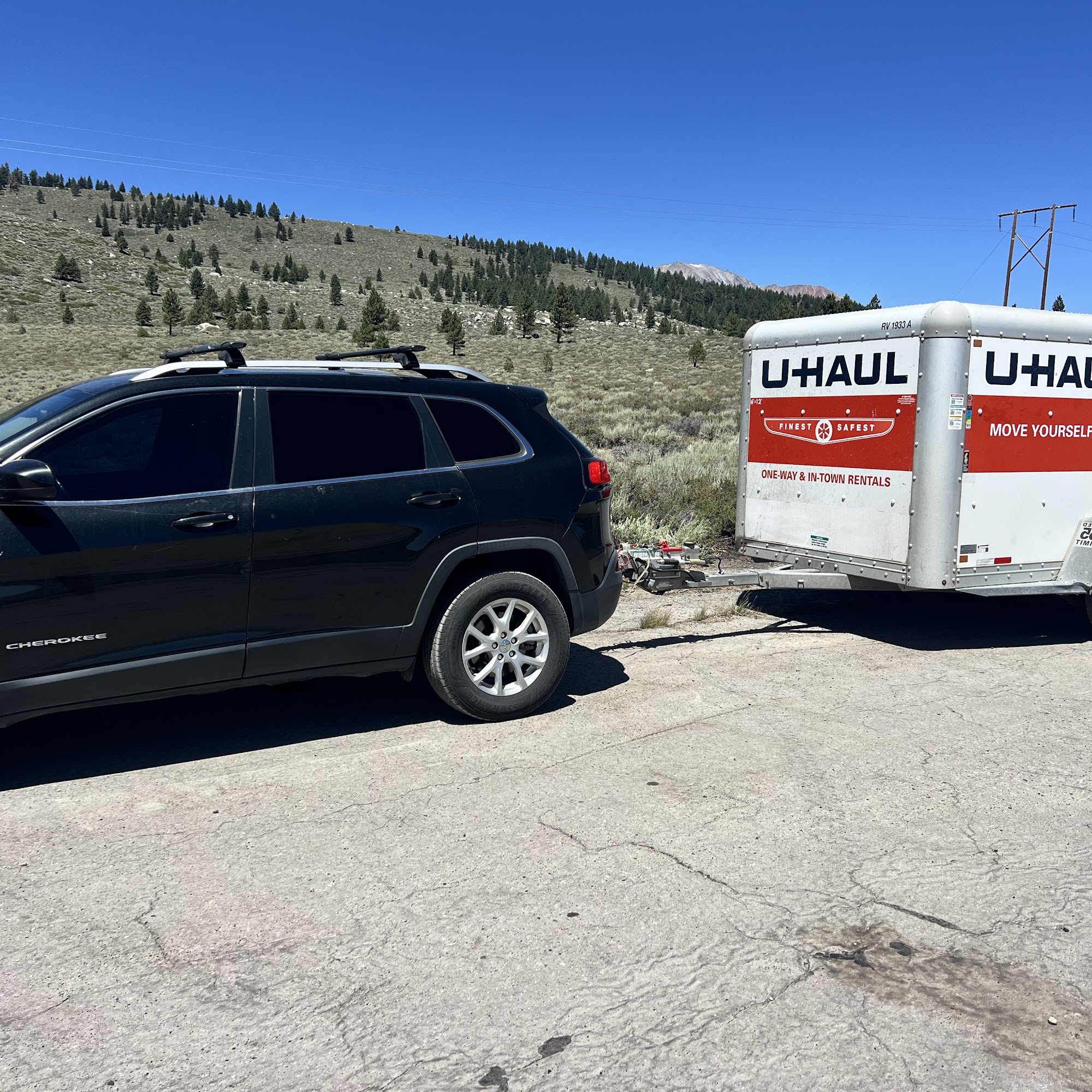 U-Haul Neighborhood Dealer Lee Vining