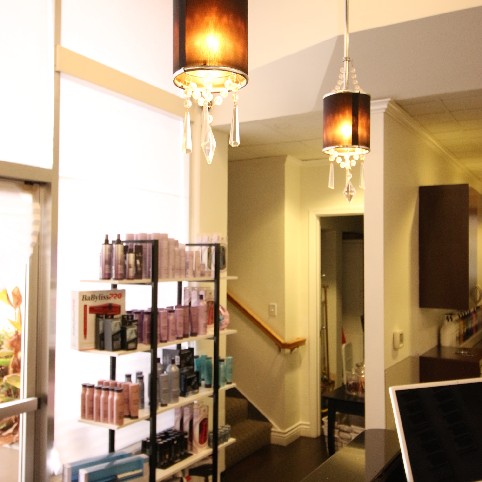 VY Hair 1986 Second St, Livermore California 94550