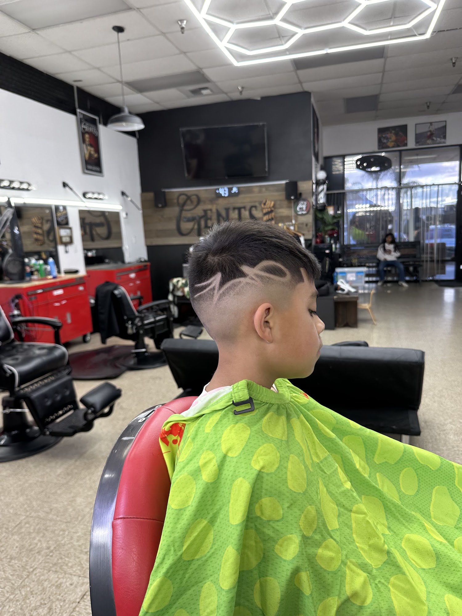 Infamous And Gents Barbershop