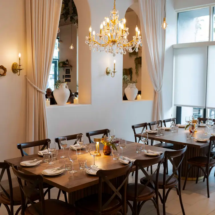 Photo credit: opentable