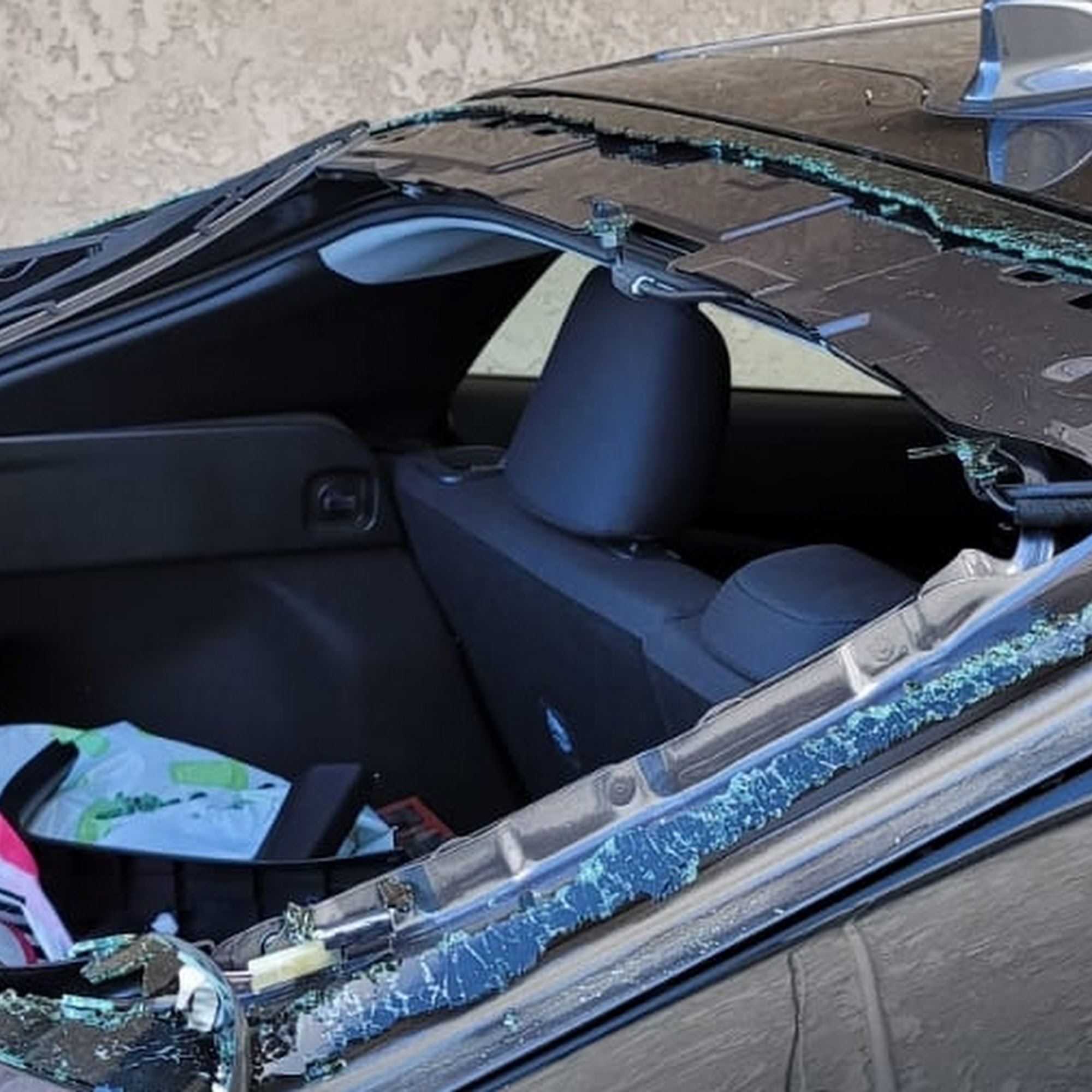 Pioneer Auto Glass Replacement Long Beach