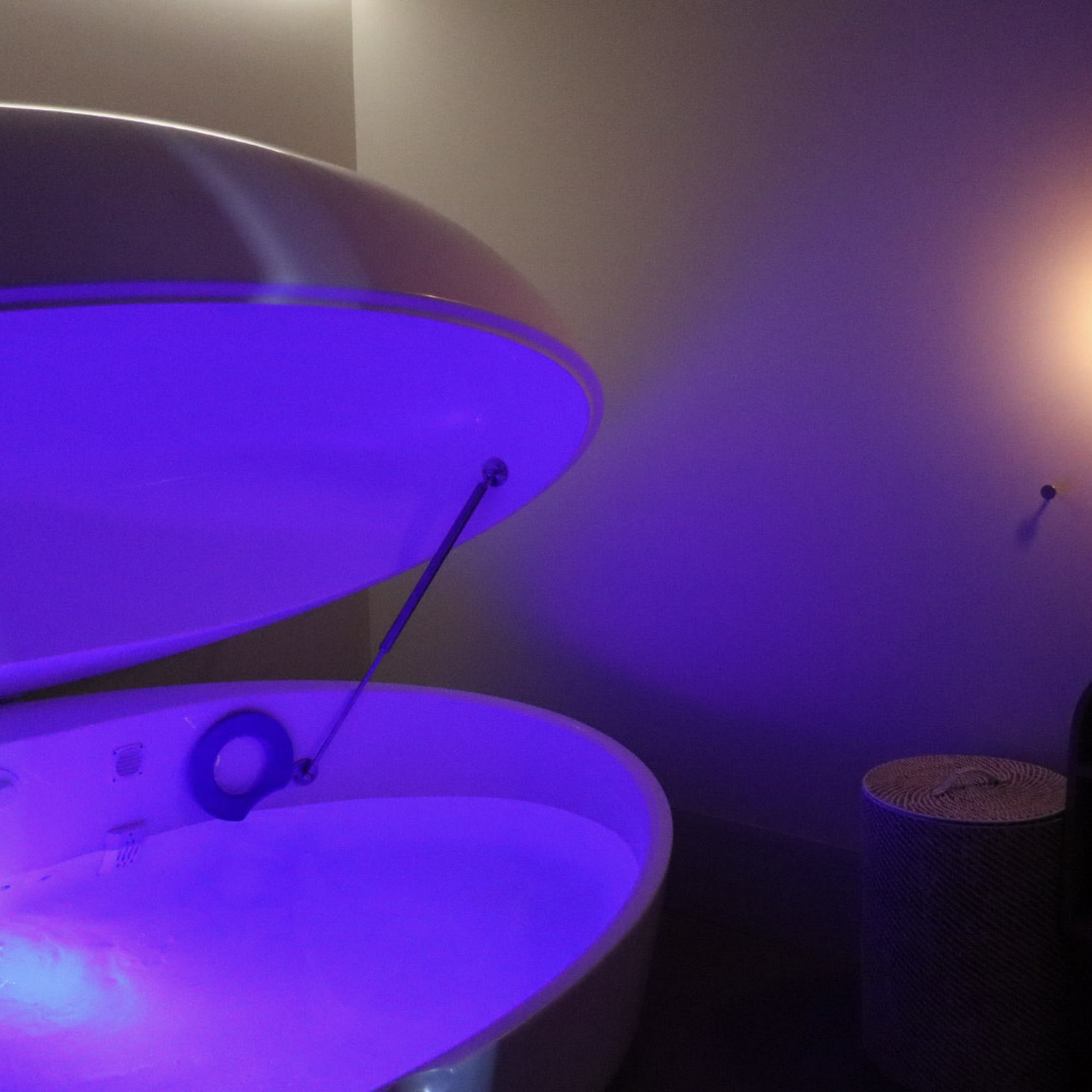 Pause Long Beach 6242 Pacific Coast Hwy, Long Beach California 90803