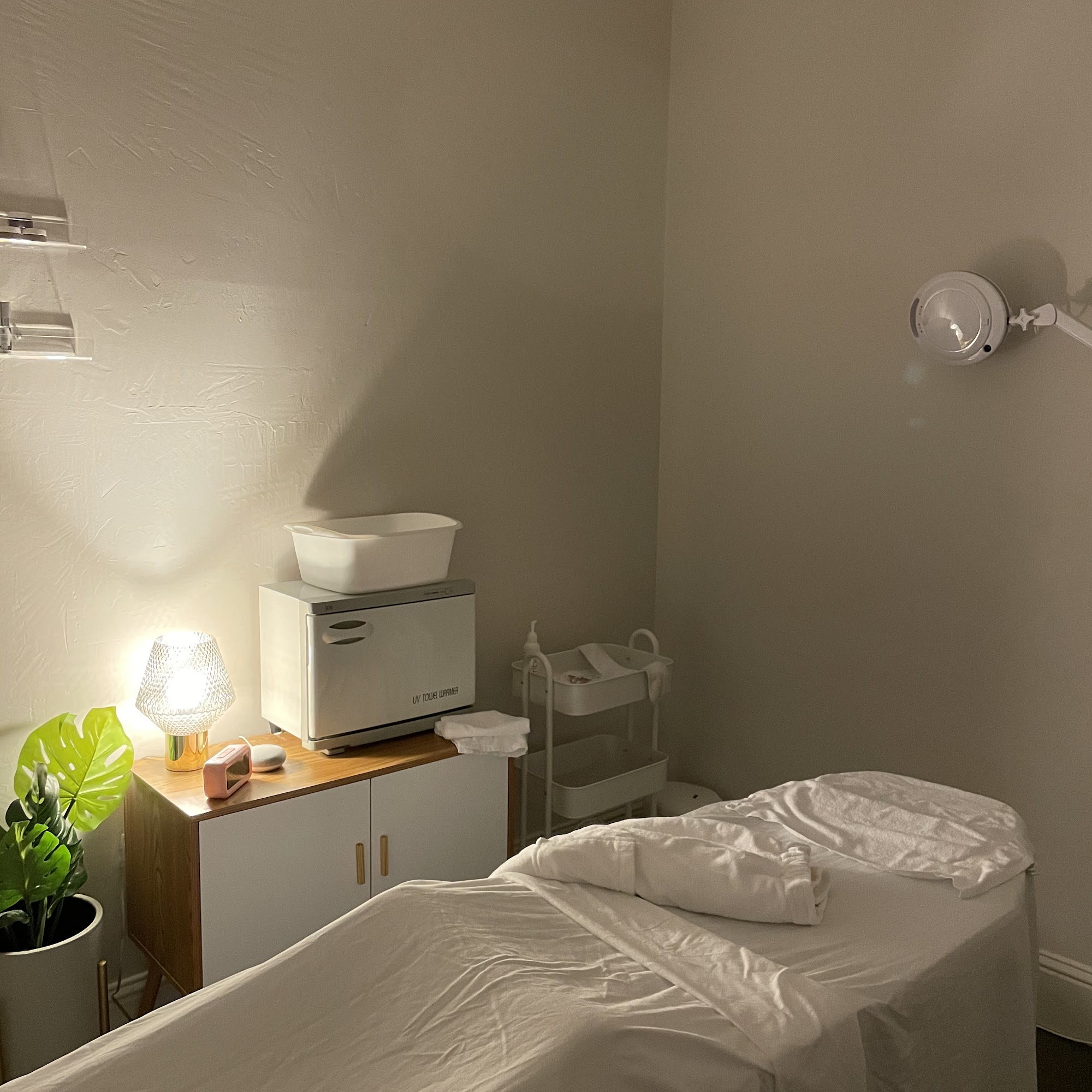 Mannon Esthetics 3815 Taylor Rd, Loomis California 95650