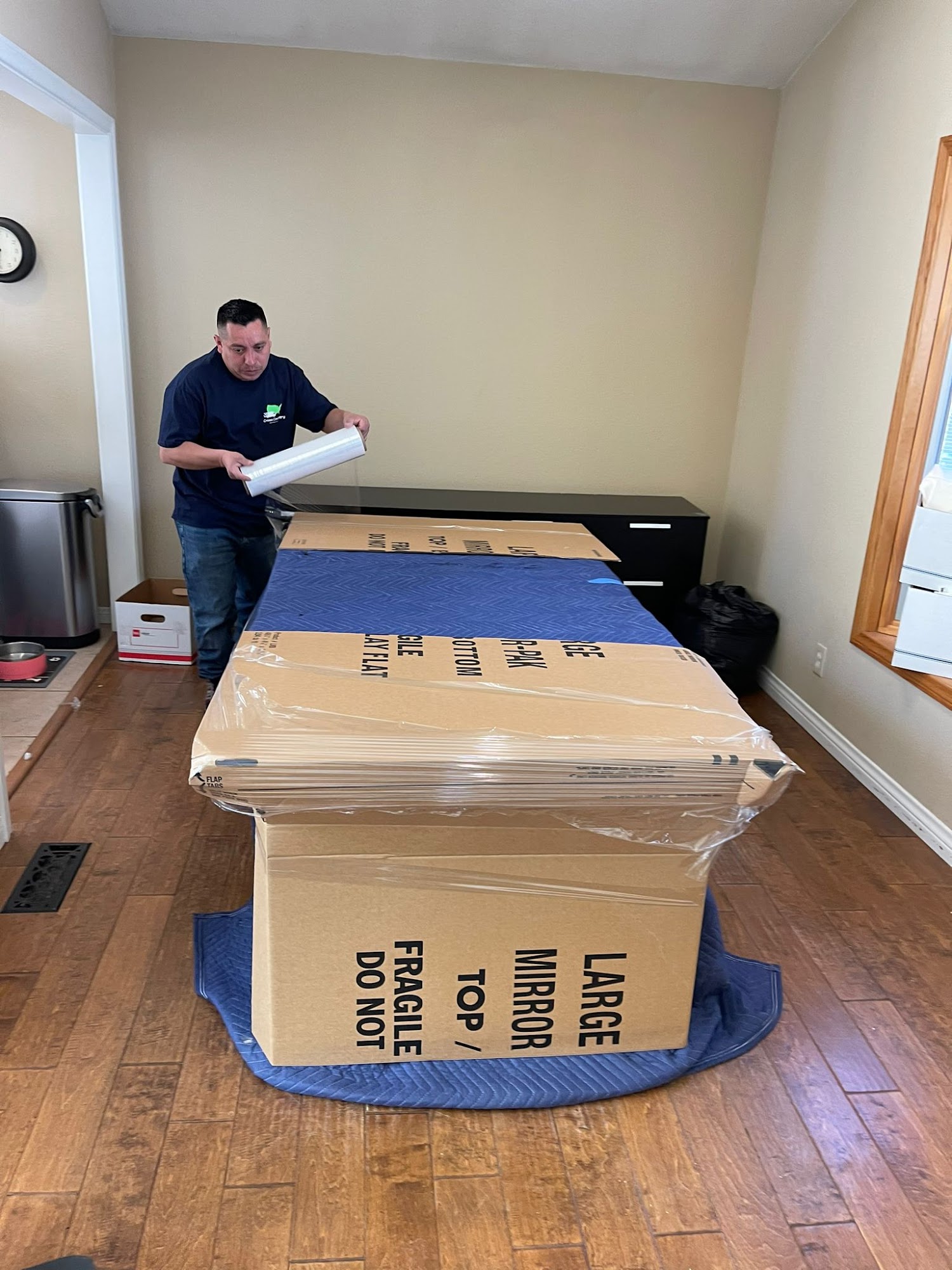 Cross Country Moving 18425 Burbank Blvd, Los Angeles, CA 91356