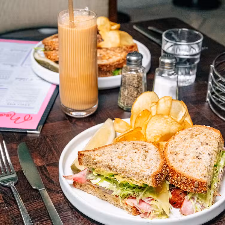 Photo credit: opentable