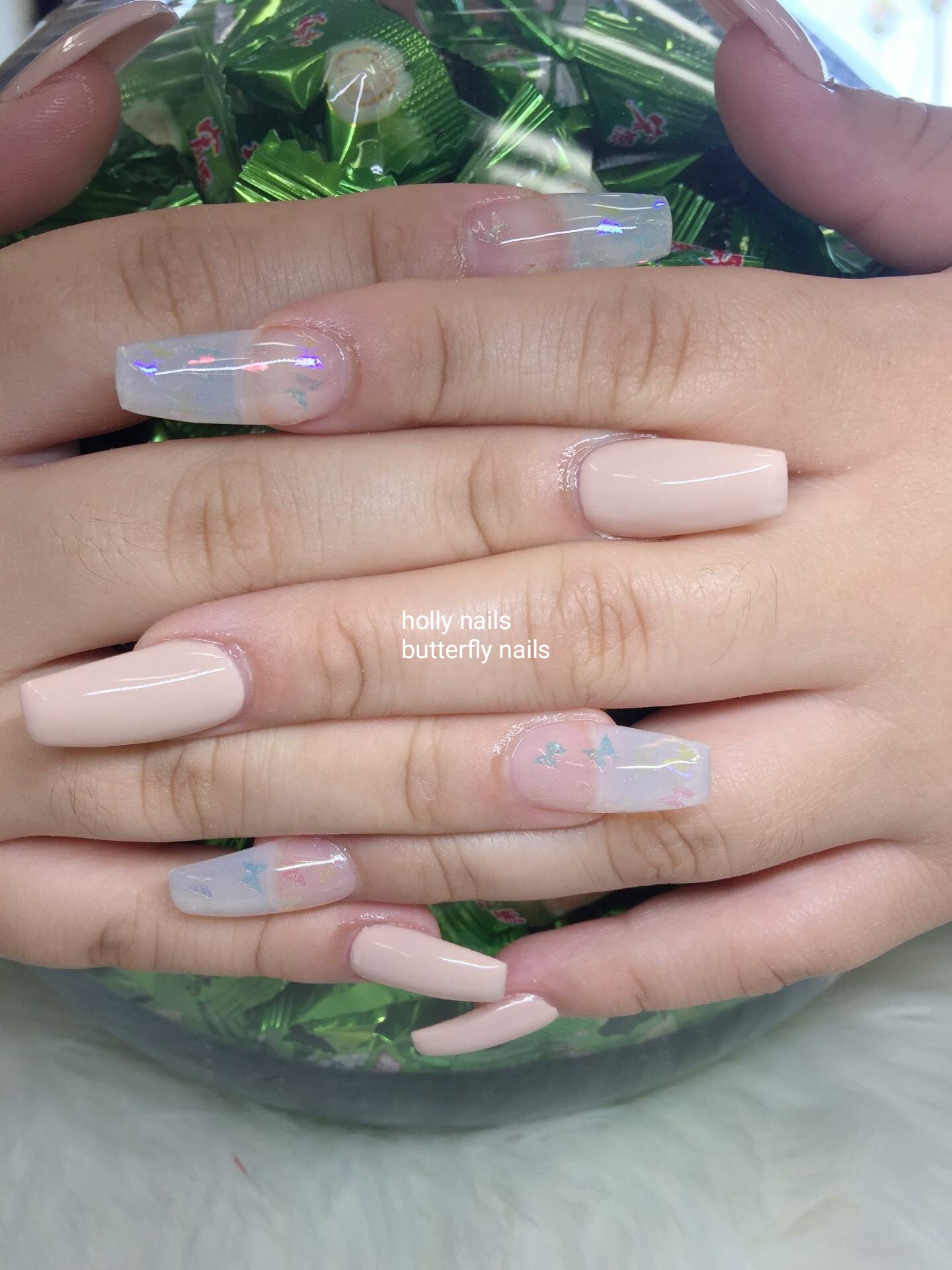 Holly Nails | Los Angeles