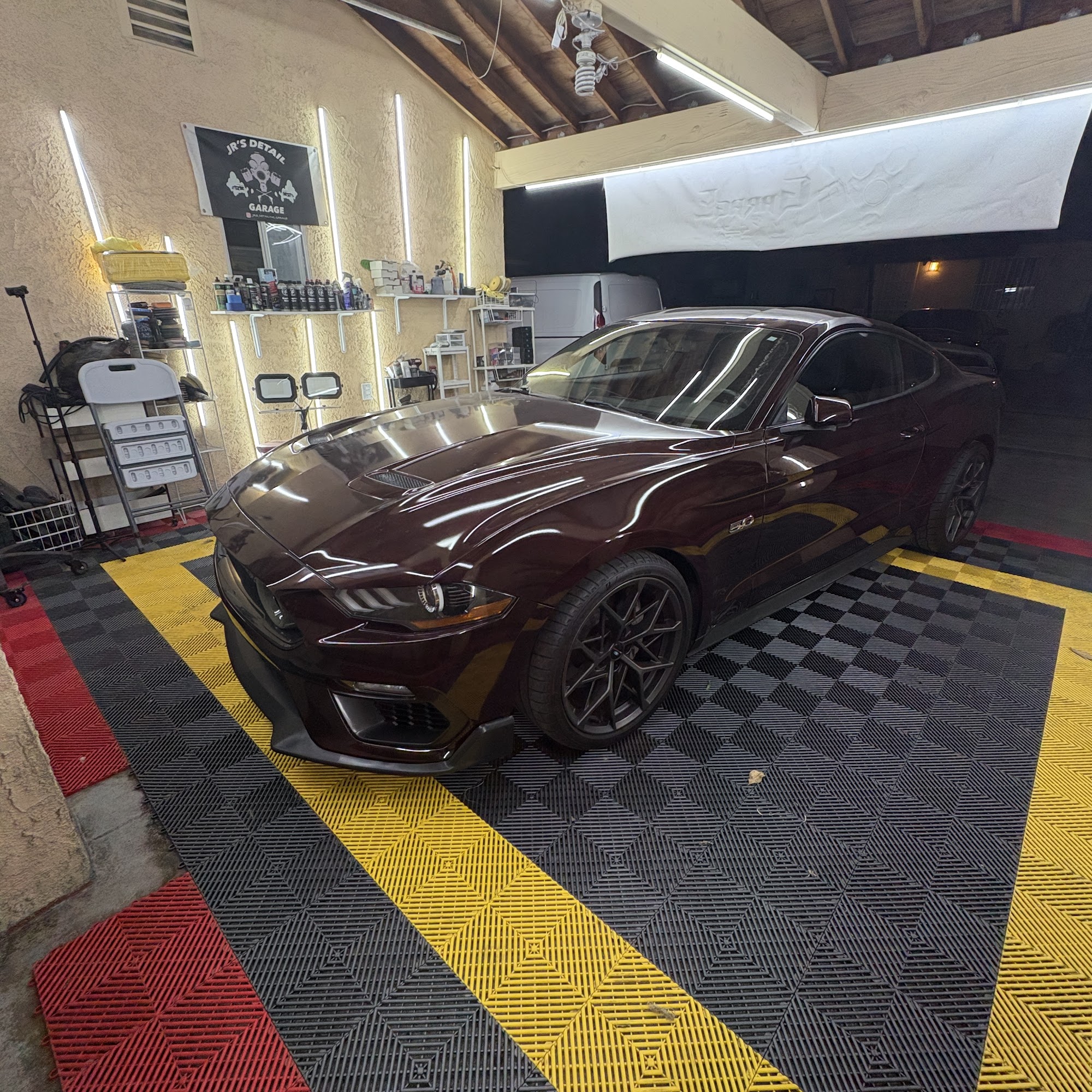 Jrs_detailing_garage 163 W 94th St, Los Angeles, CA 90003