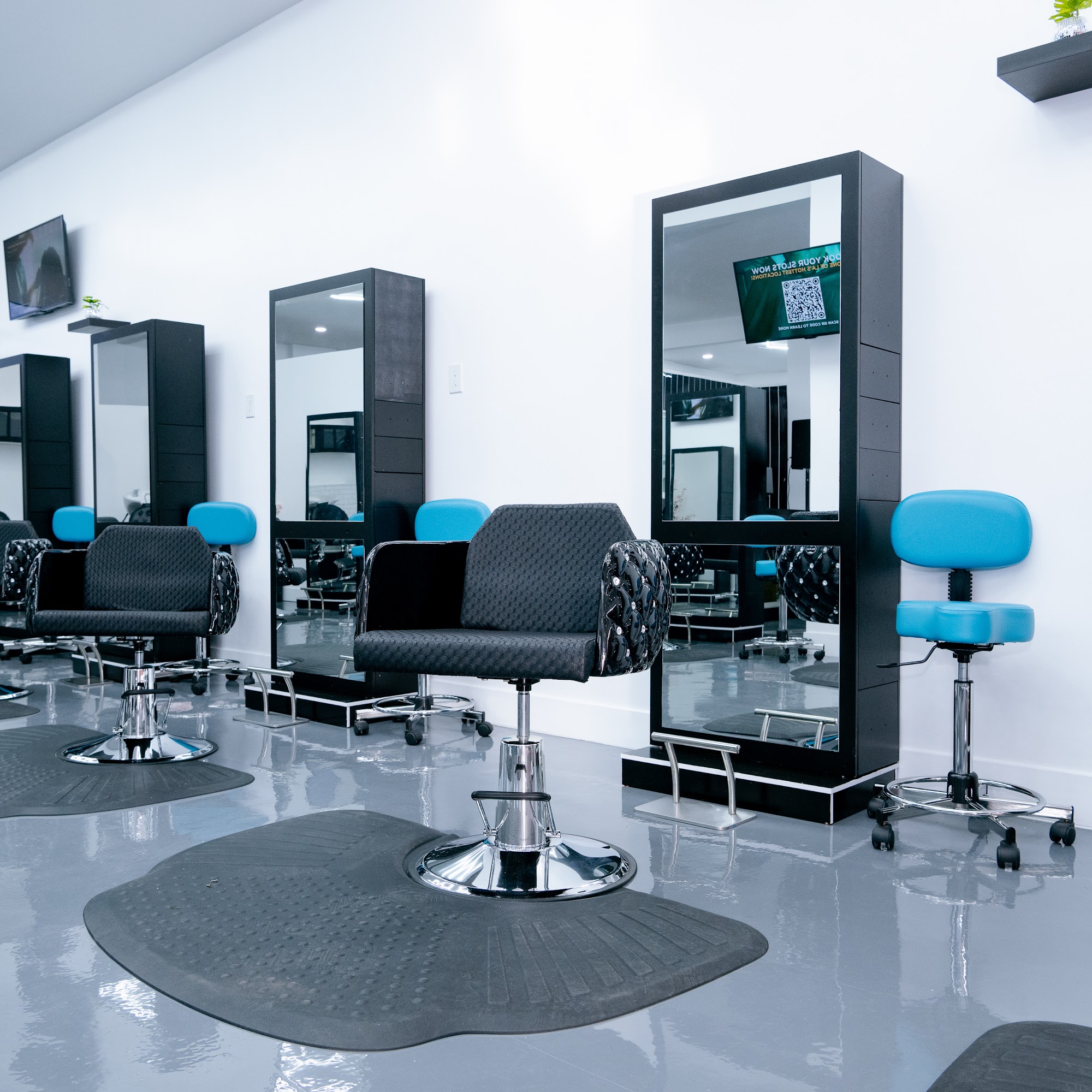 V Drip LA Hair Studio 5015 W Pico Blvd, Los Angeles California 90019