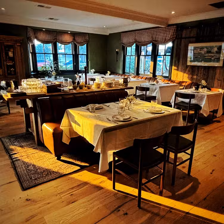 Photo credit: opentable