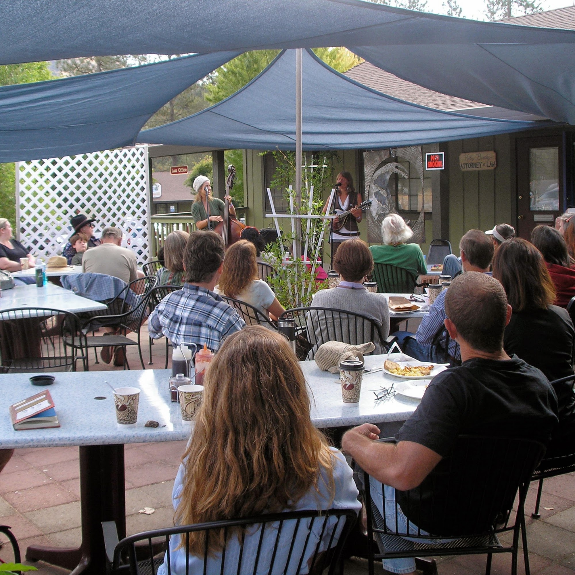 Sierra Rizing | Bakery, Coffee House & Catering Lotus