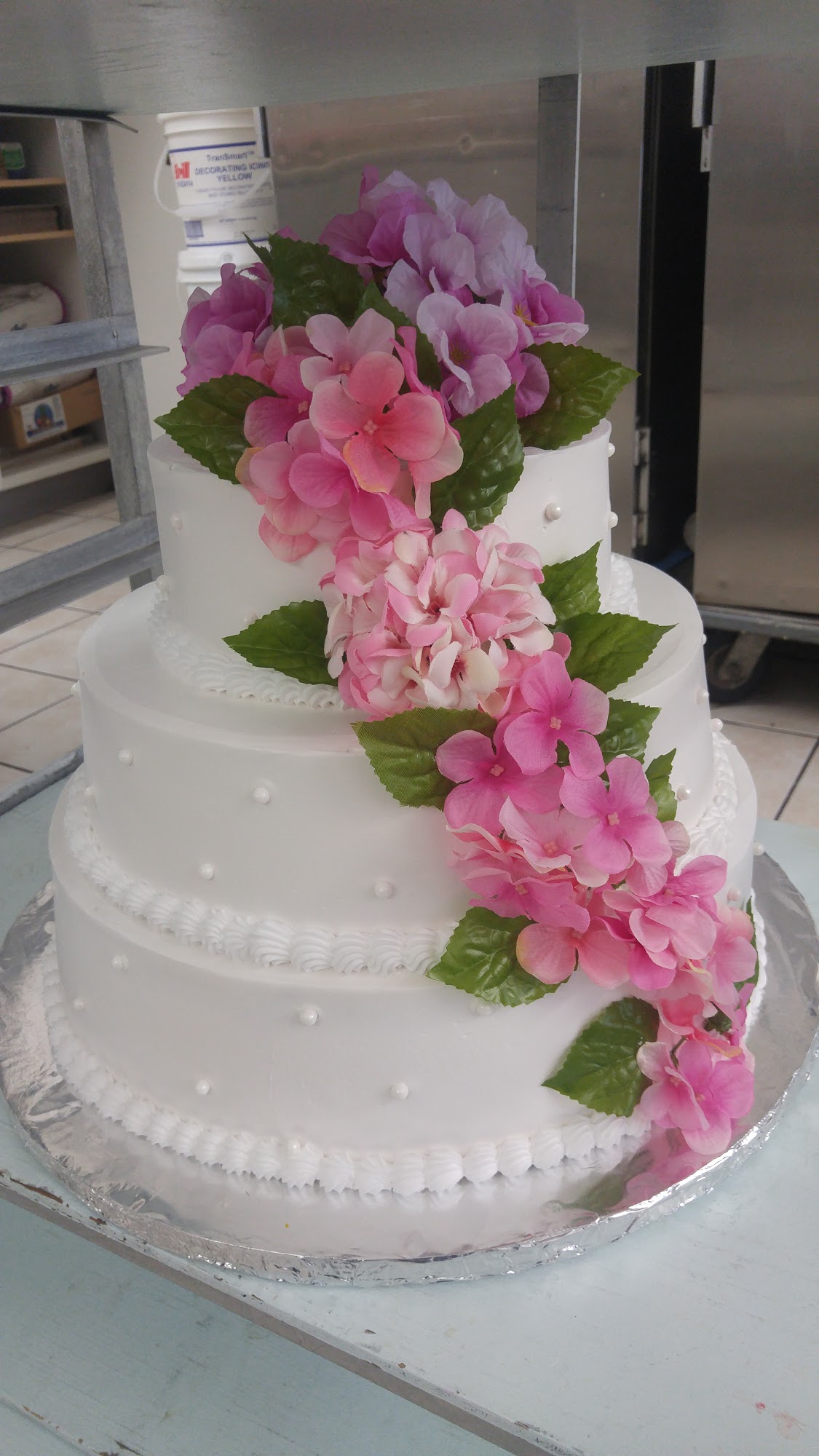 Moreno's Madera Cake Menu