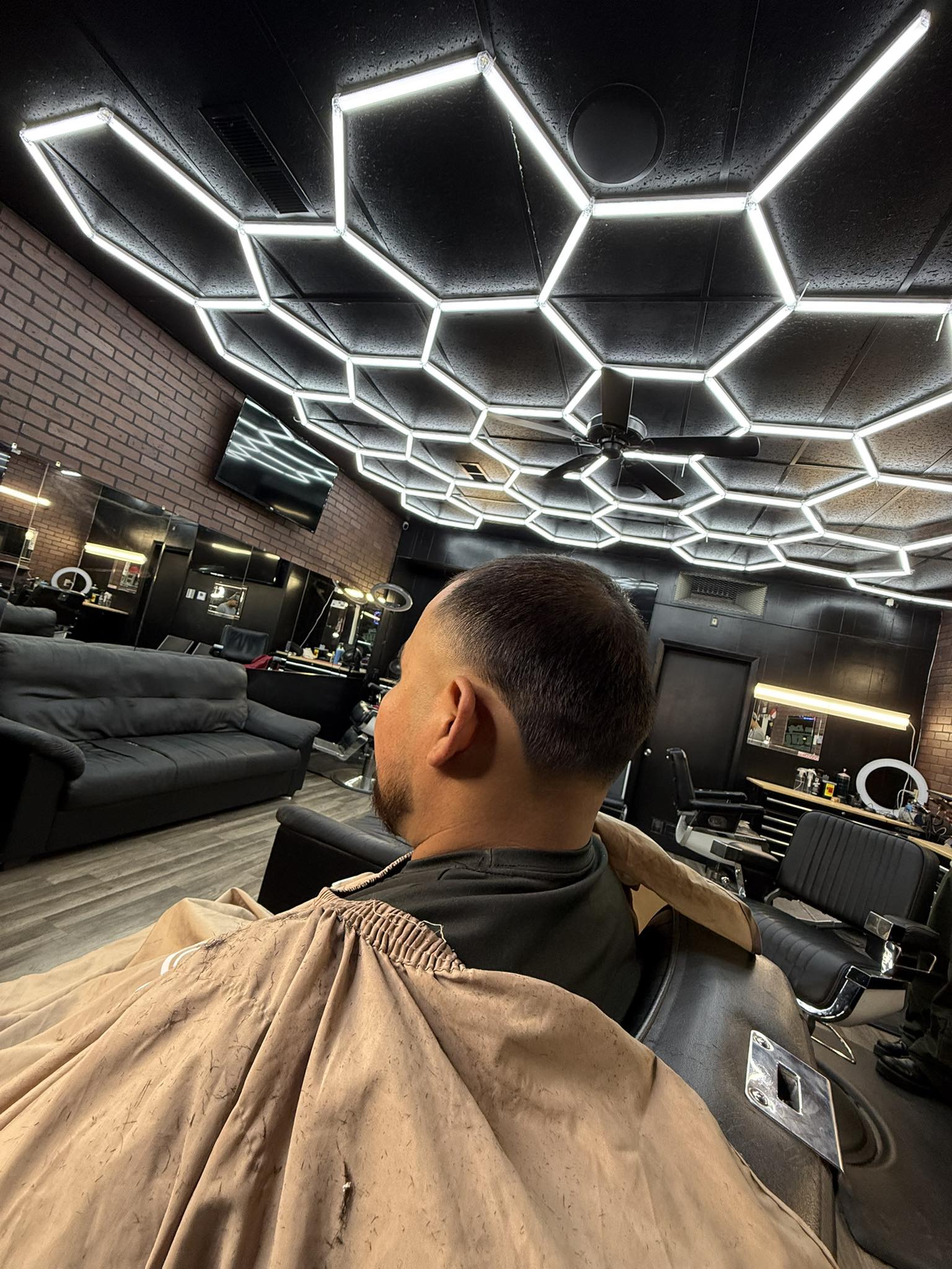 Premium Kutz Barbershop