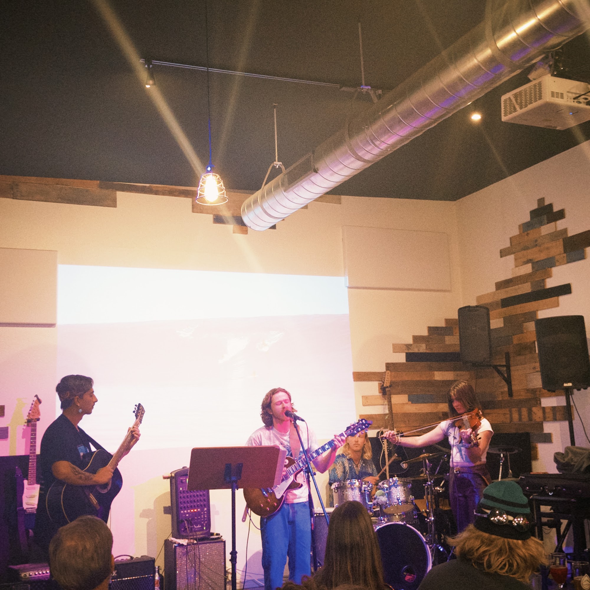 Distant Brewing Mammoth Lakes