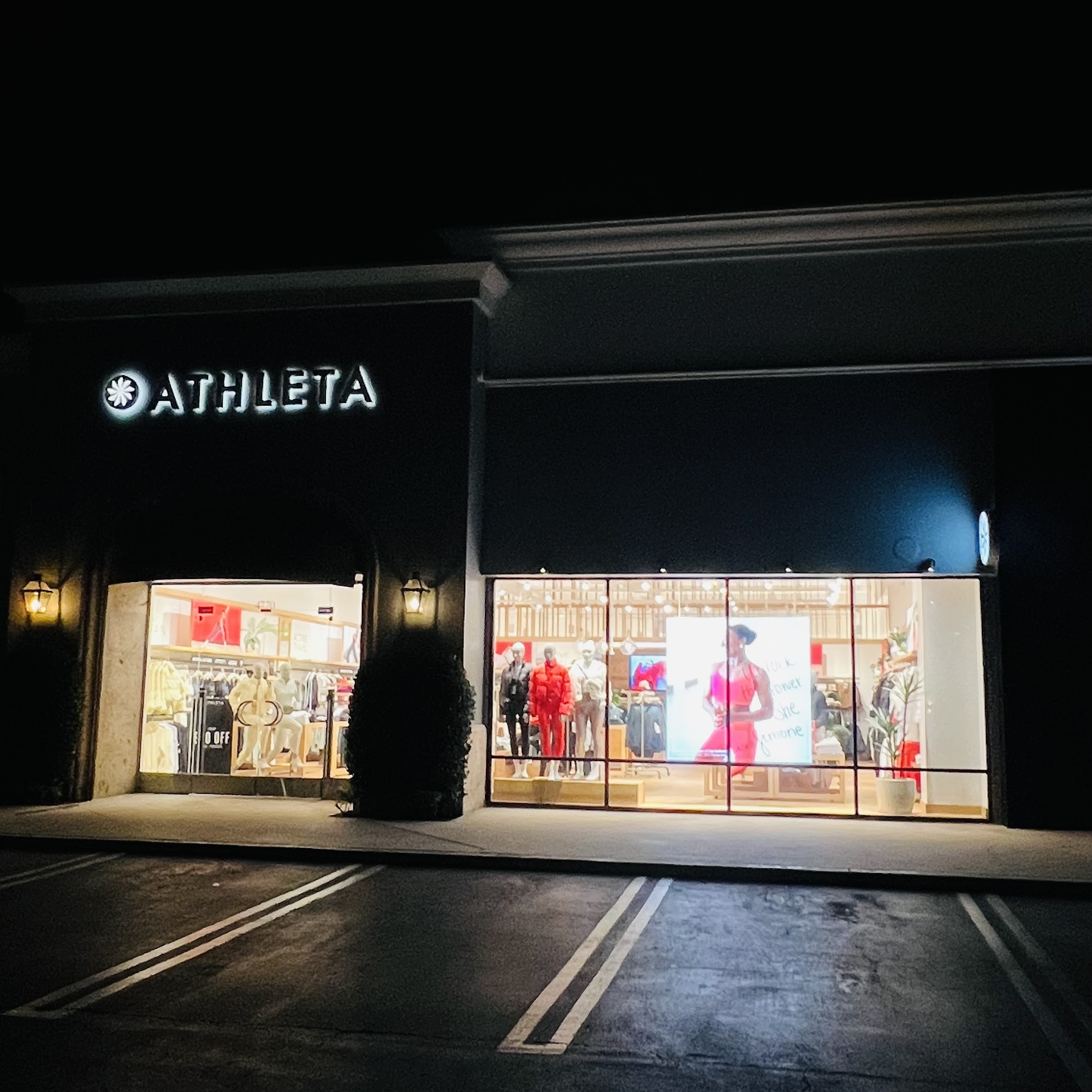 Athleta Marina del Rey