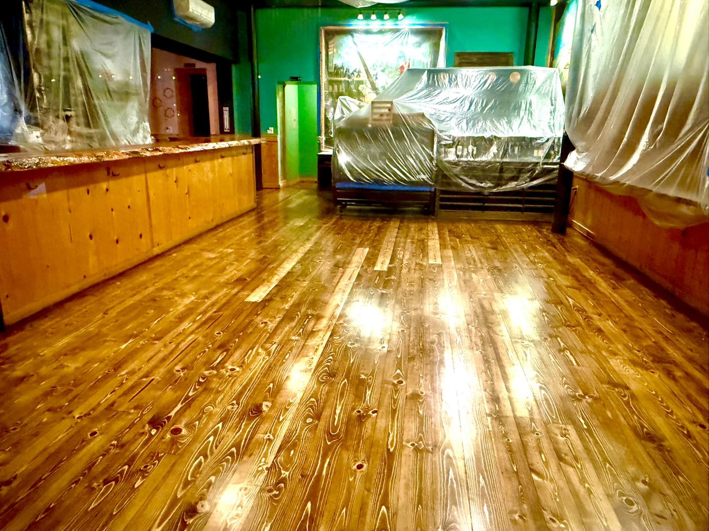 The Local Grape Mariposa