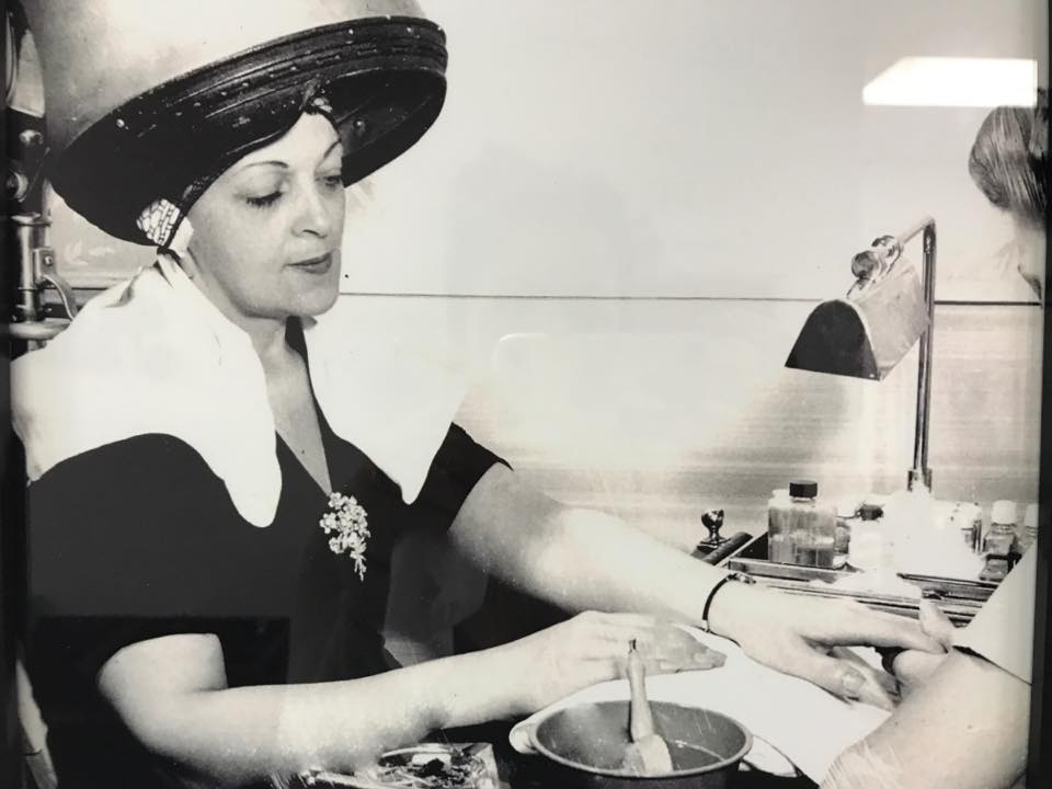 Head To Toe Salon 5008 CA-49, Mariposa California 95338