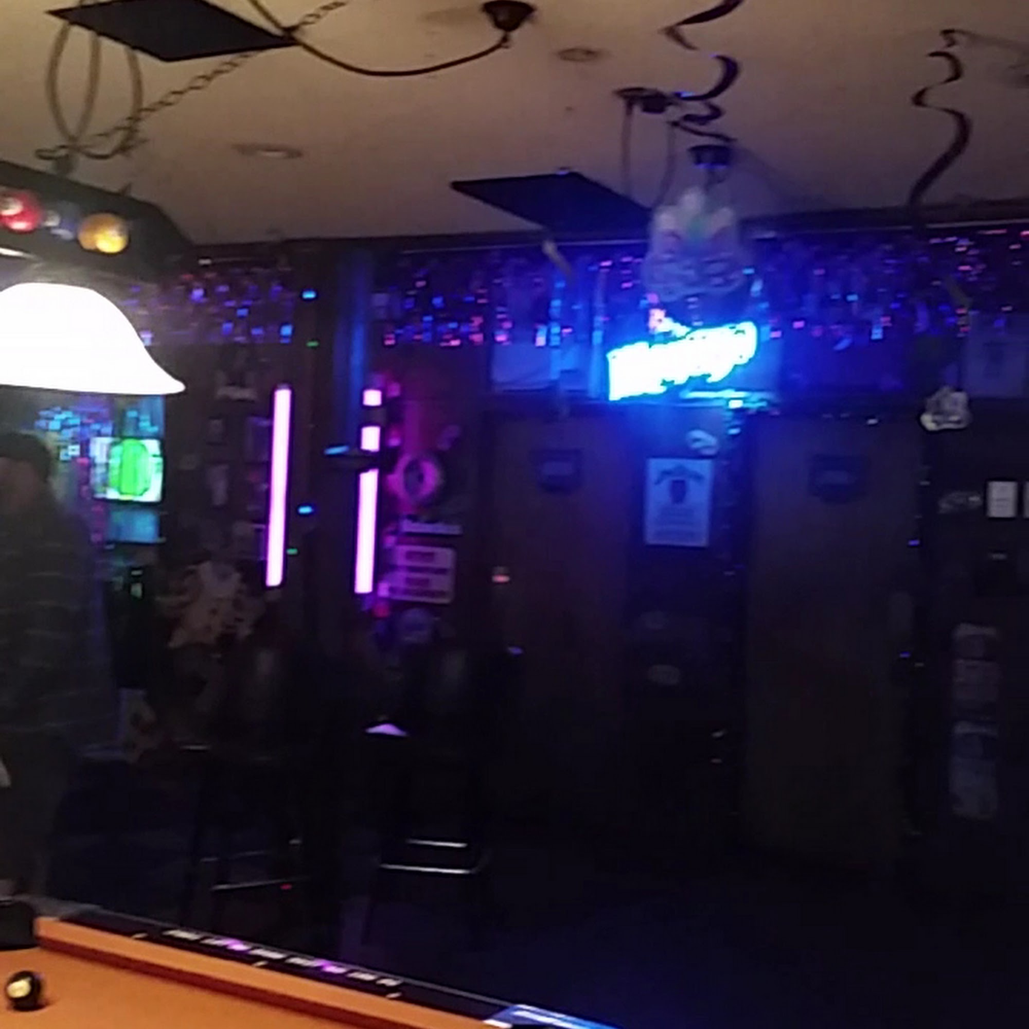 Barnacles Sports Bar Mentone