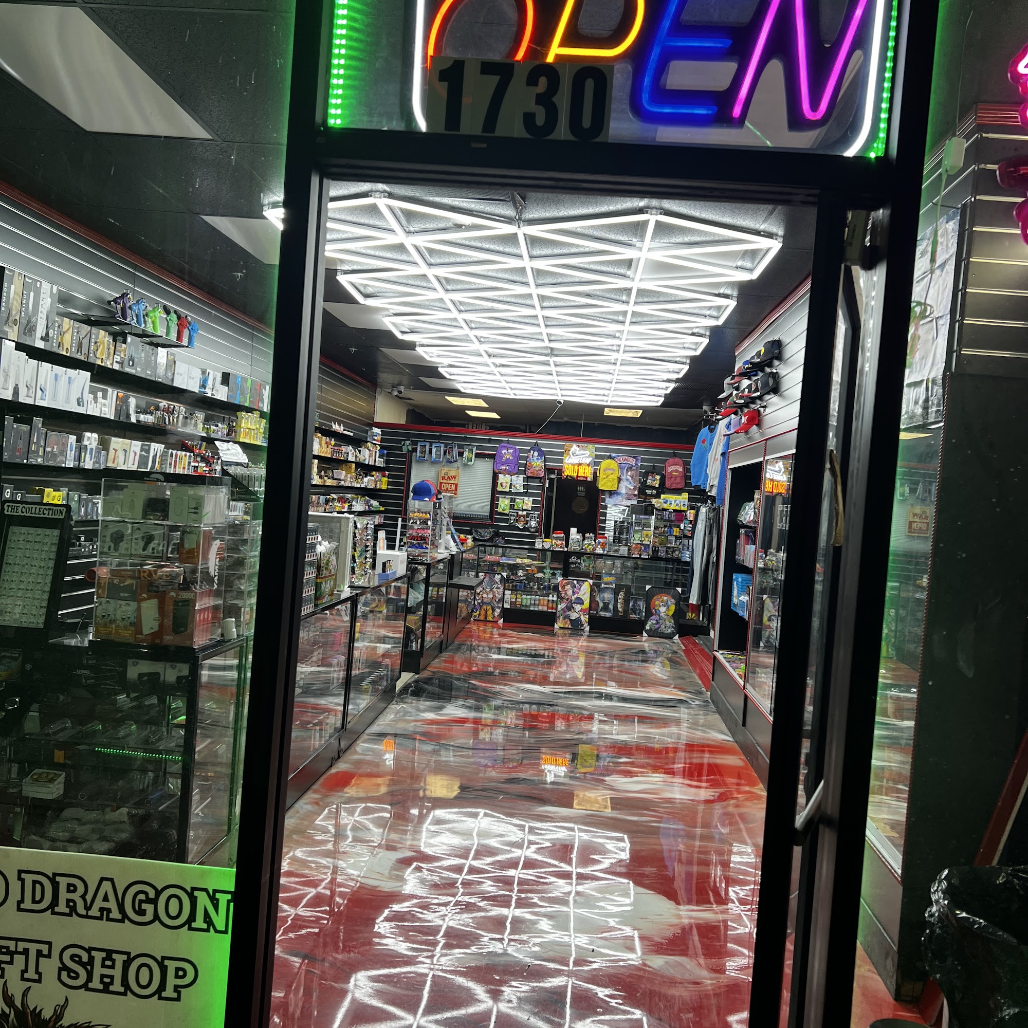 Red Dragon gift & smoke Milpitas