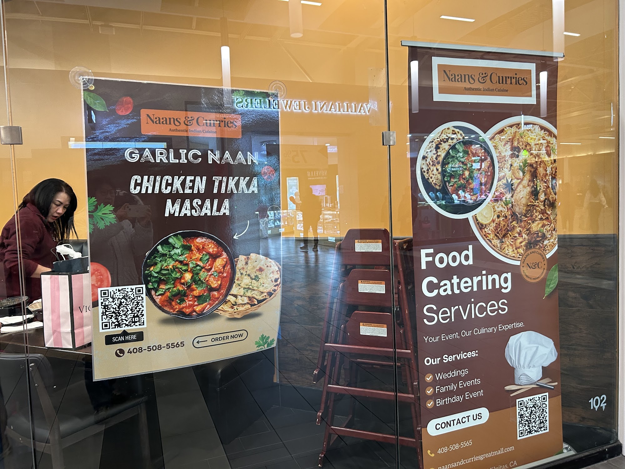 Naans & Curries Menu