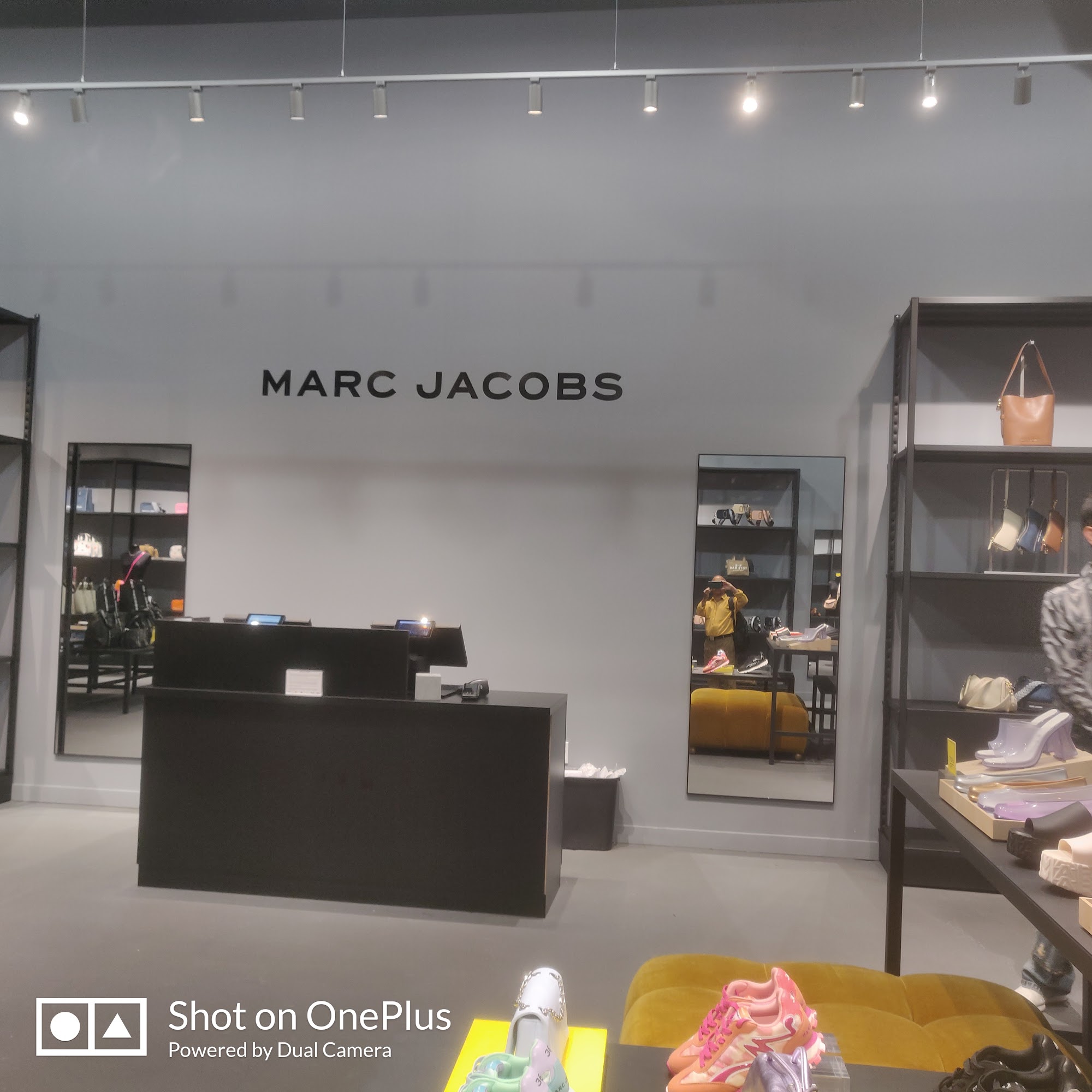 Marc Jacobs - Great Mall Milpitas