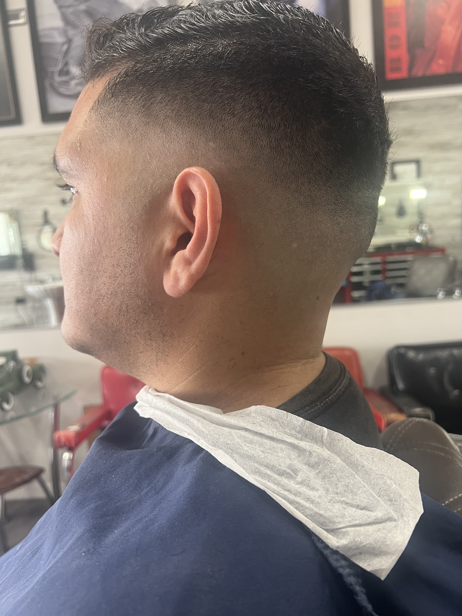 Ricos barber shop 15419 Chatsworth St, Mission Hills California 91345