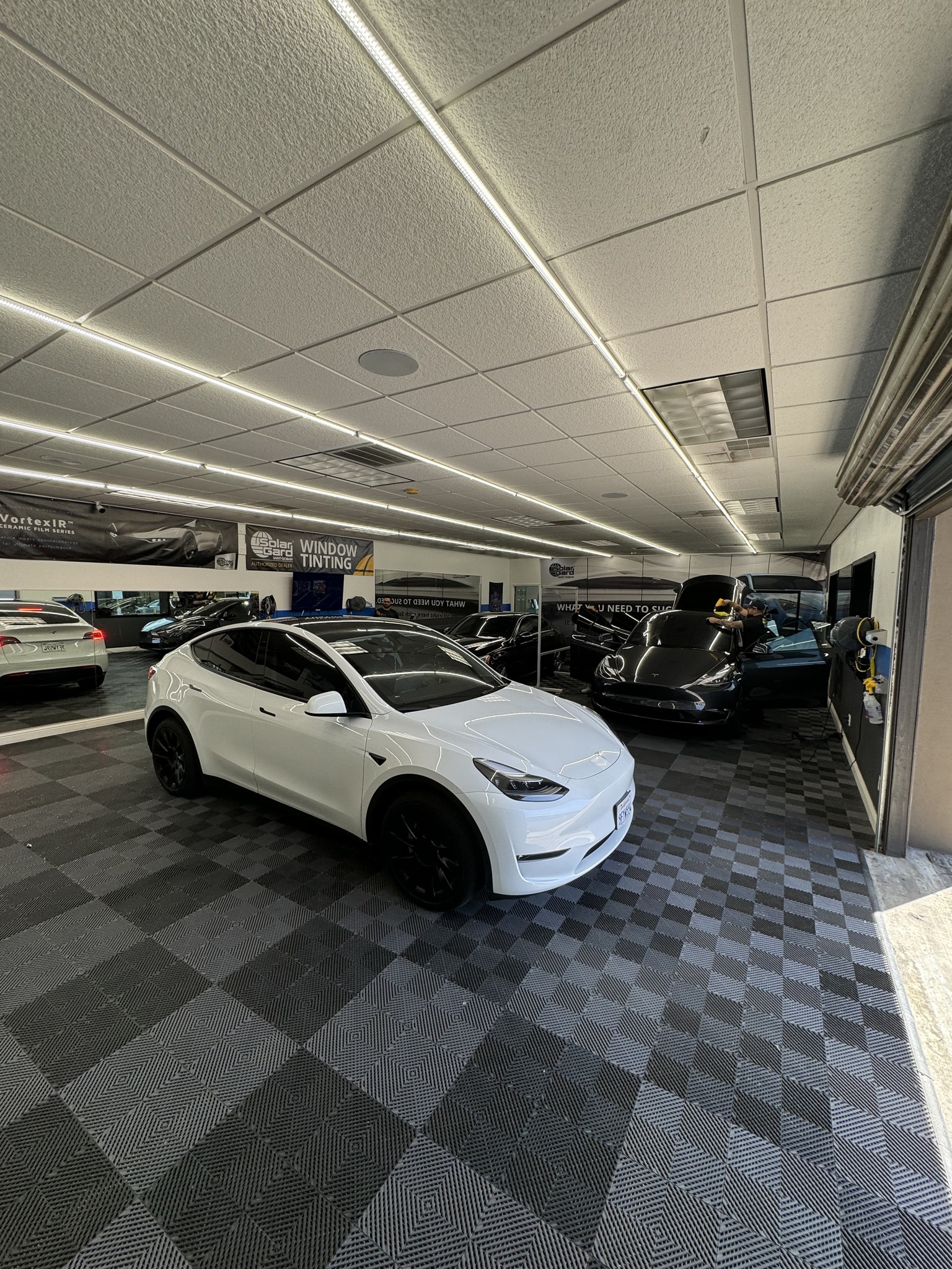 Window Tint Modesto + Dash Covers